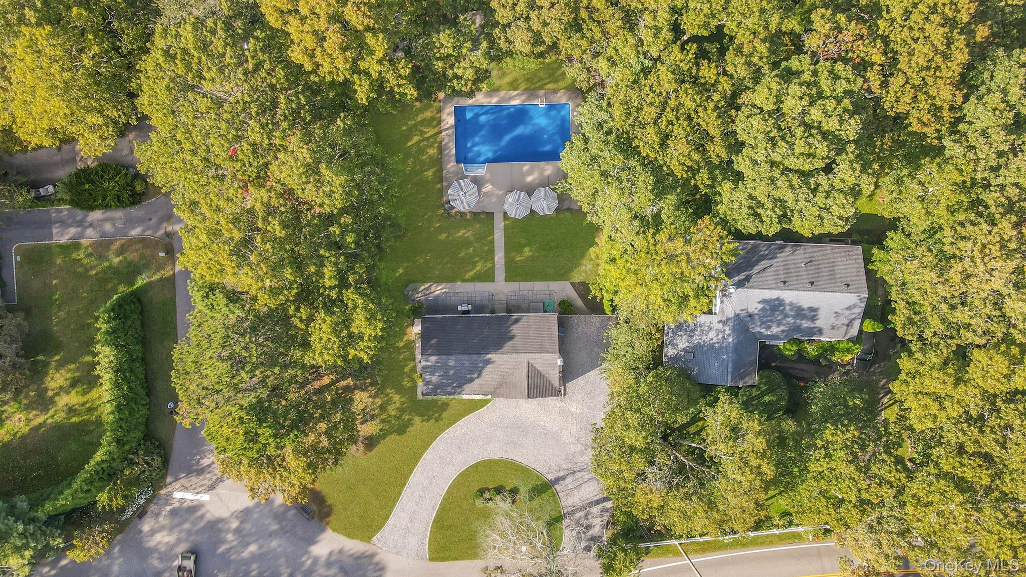 138 W Tiana Road, Hampton Bays, NY 11946