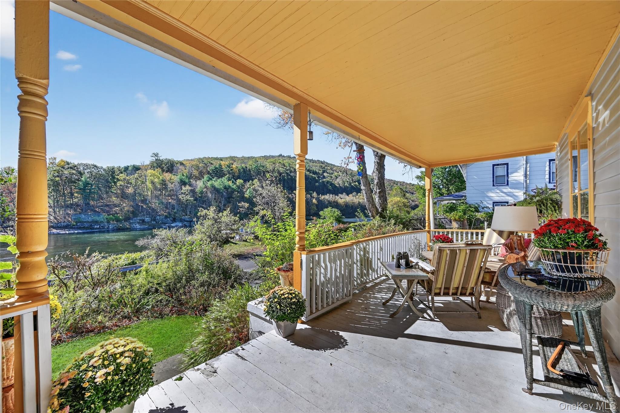 48 River Road, Barryville, NY 12719