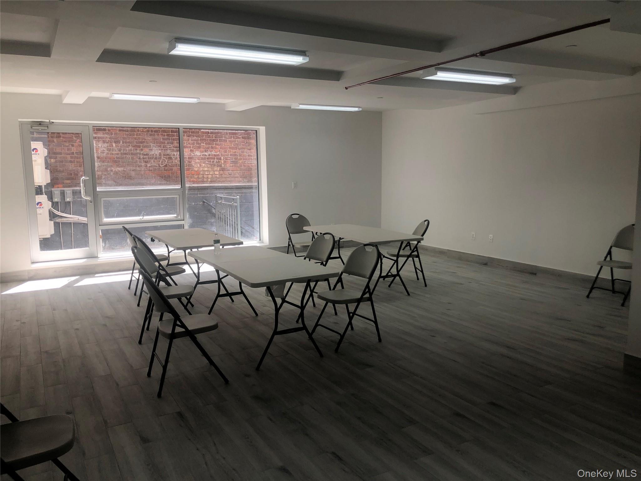 13324 41st Road, Flushing, NY 11355