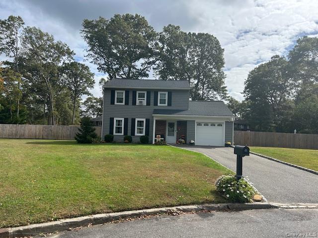 4 Green Terrace, Ridge, NY 11961