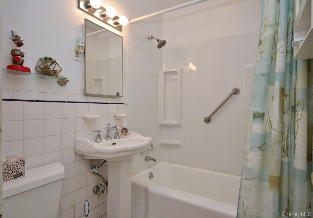 7 Grandview Avenue, Ossining, NY 10562