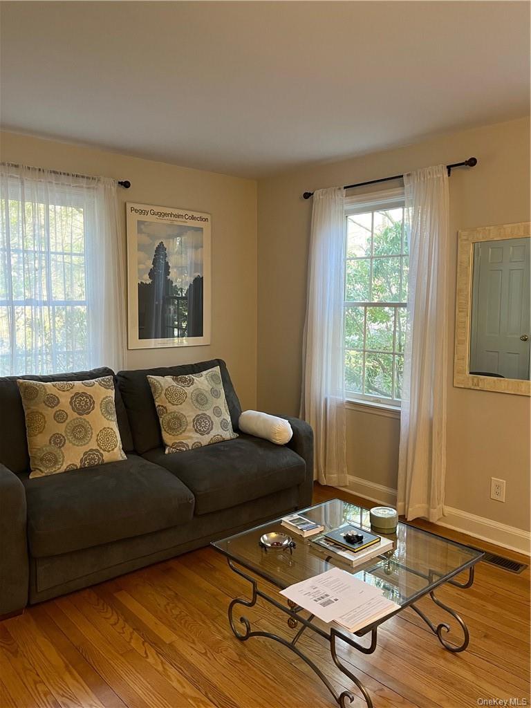 49 Commodore Road, Chappaqua, NY 10514