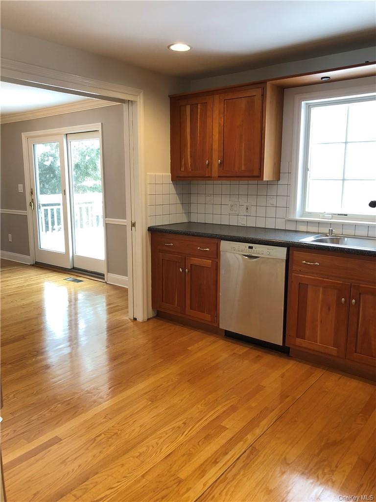 49 Commodore Road, Chappaqua, NY 10514