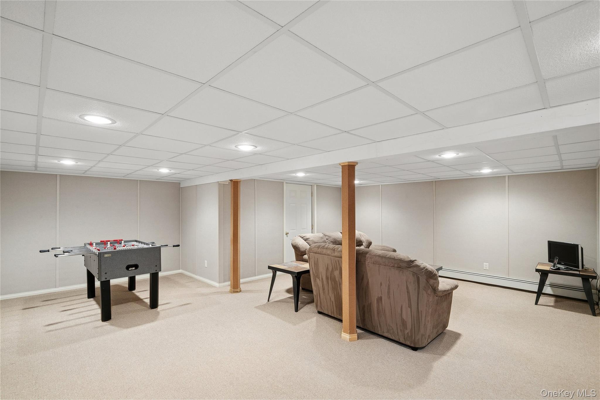 94 Mobrey Lane, Smithtown, NY 11787