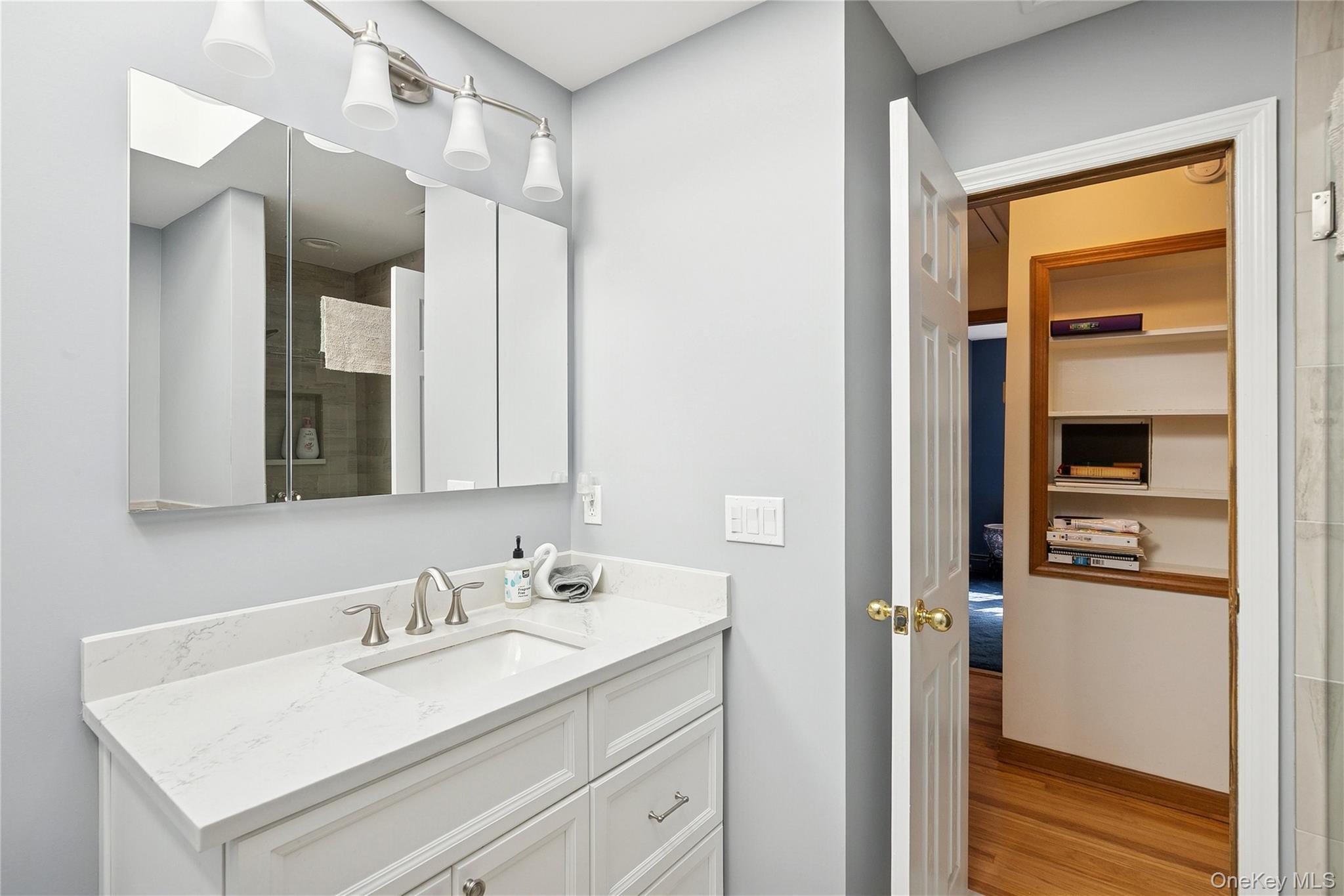 94 Mobrey Lane, Smithtown, NY 11787