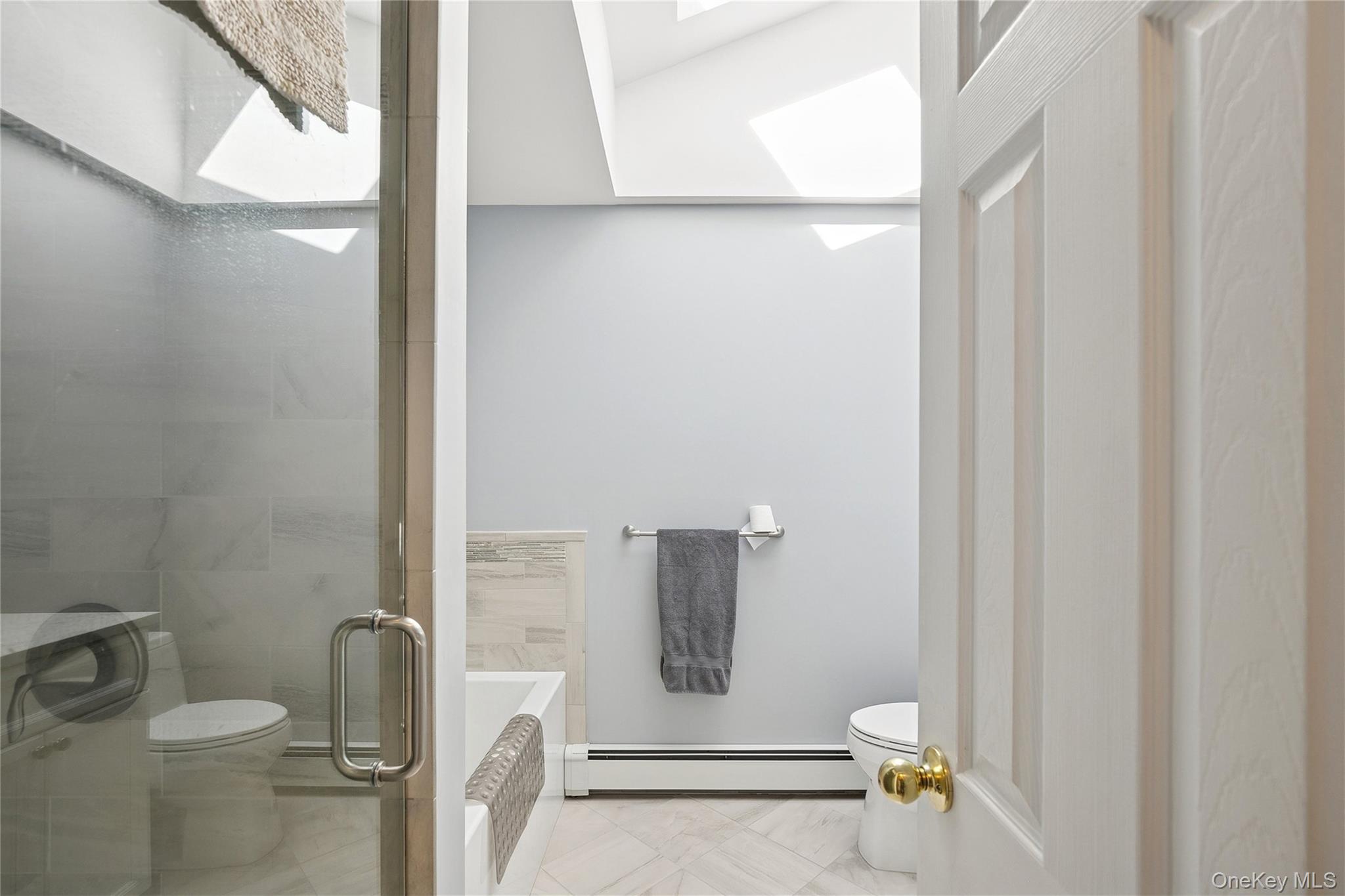 94 Mobrey Lane, Smithtown, NY 11787