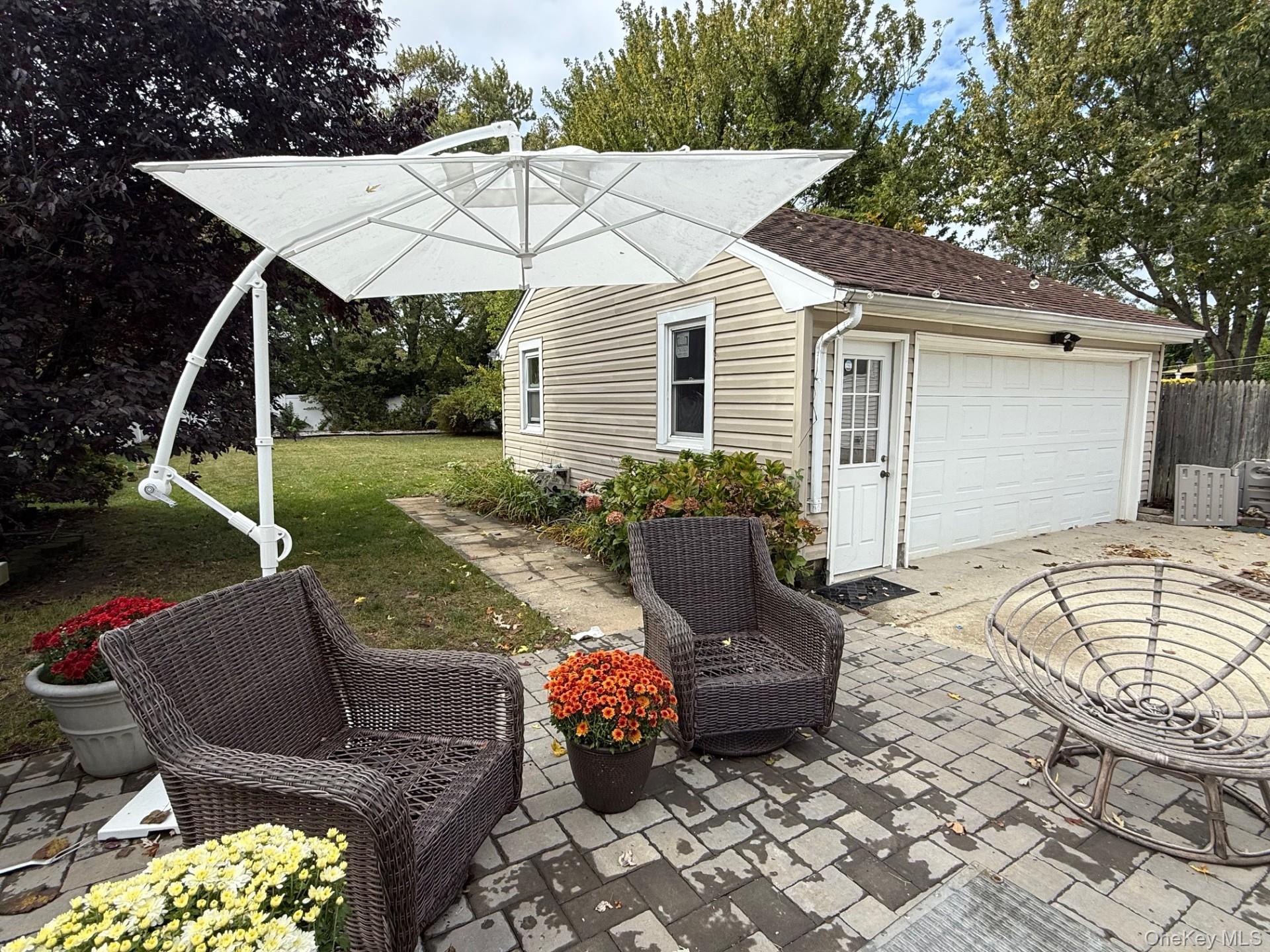 288 Cedar Avenue, Patchogue, NY 11772