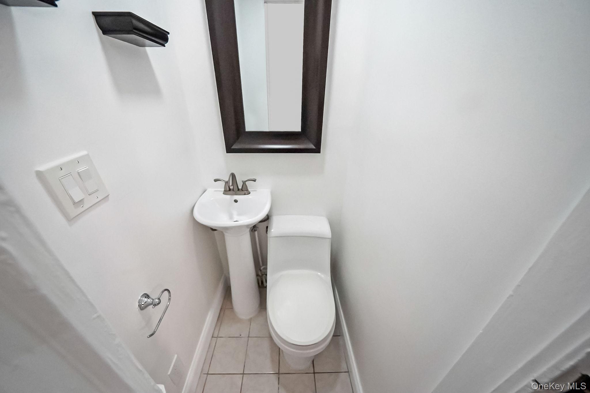 9427 208th Street, Queens Village, NY 11428