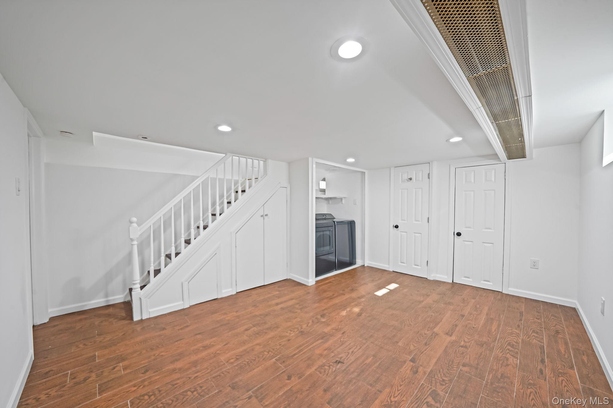 9427 208th Street, Queens Village, NY 11428