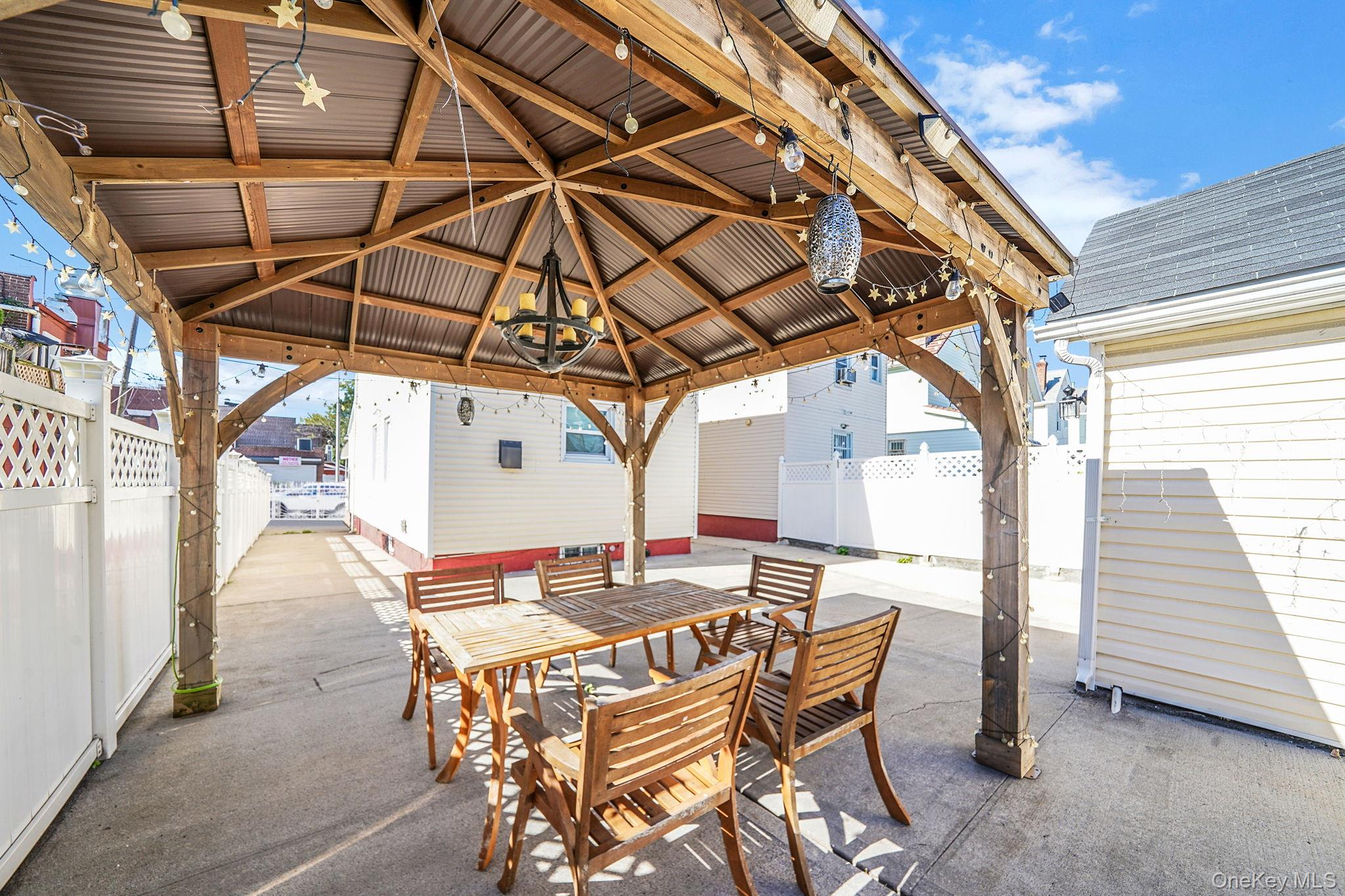 9427 208th Street, Queens Village, NY 11428