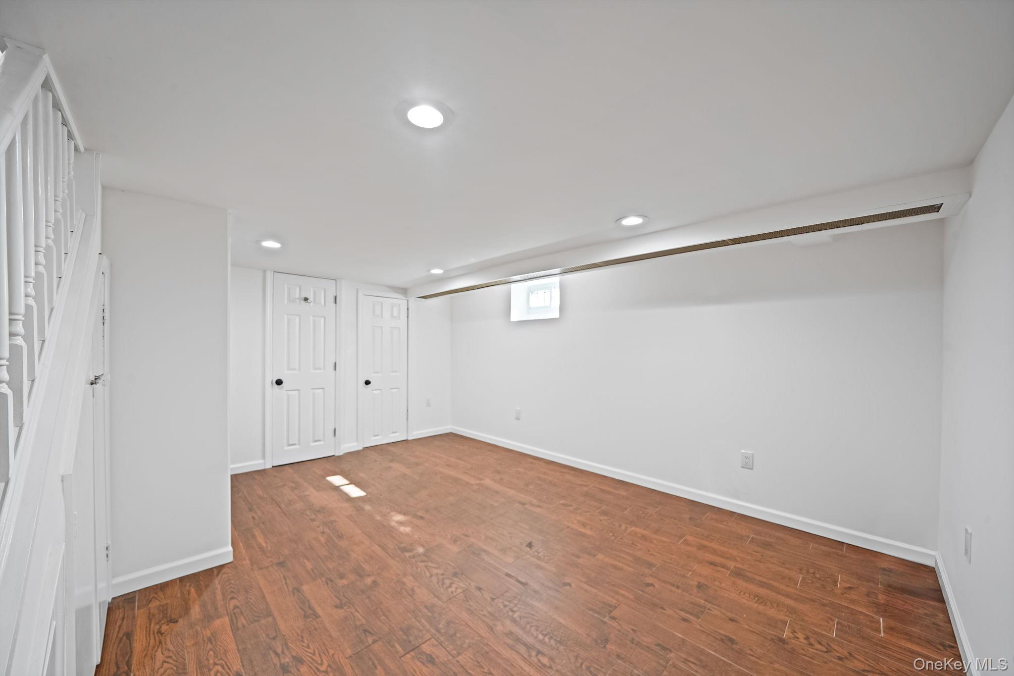 9427 208th Street, Queens Village, NY 11428