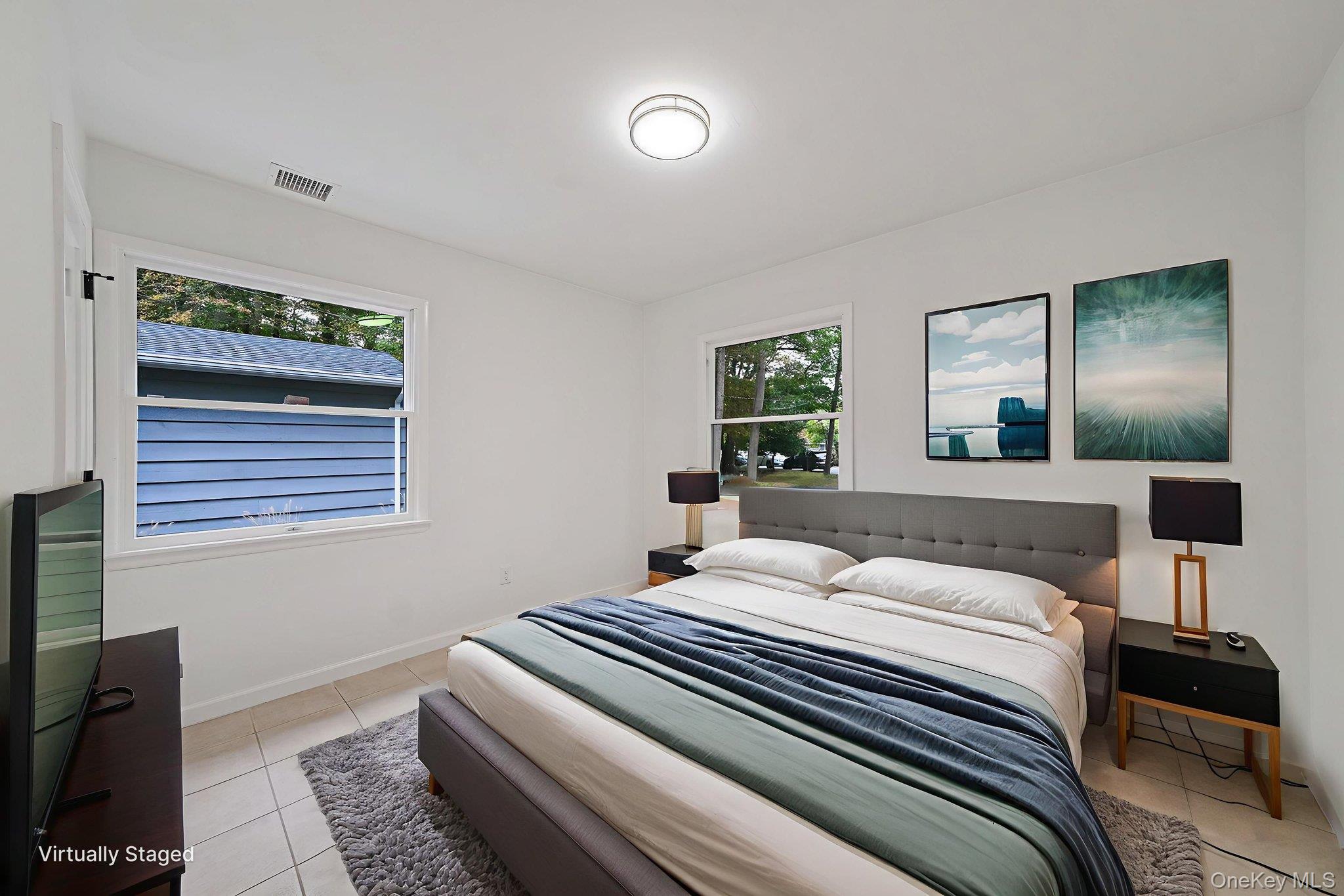 11 Wildwood Road, Ridge, NY 11961