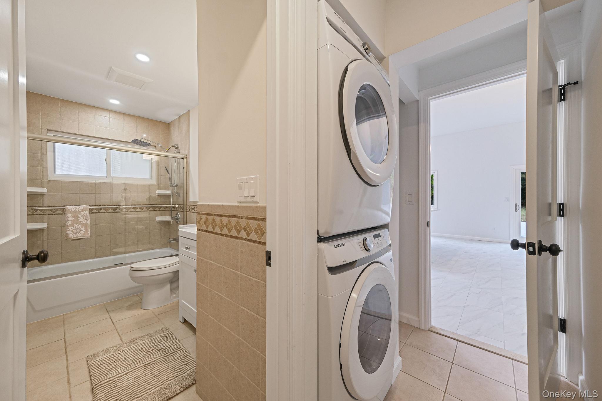 11 Wildwood Road, Ridge, NY 11961