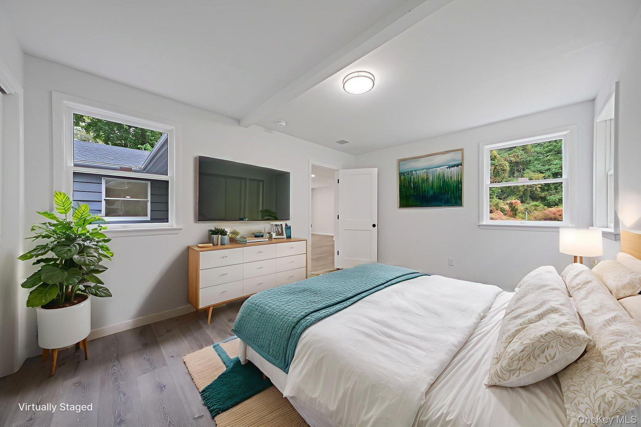 11 Wildwood Road, Ridge, NY 11961