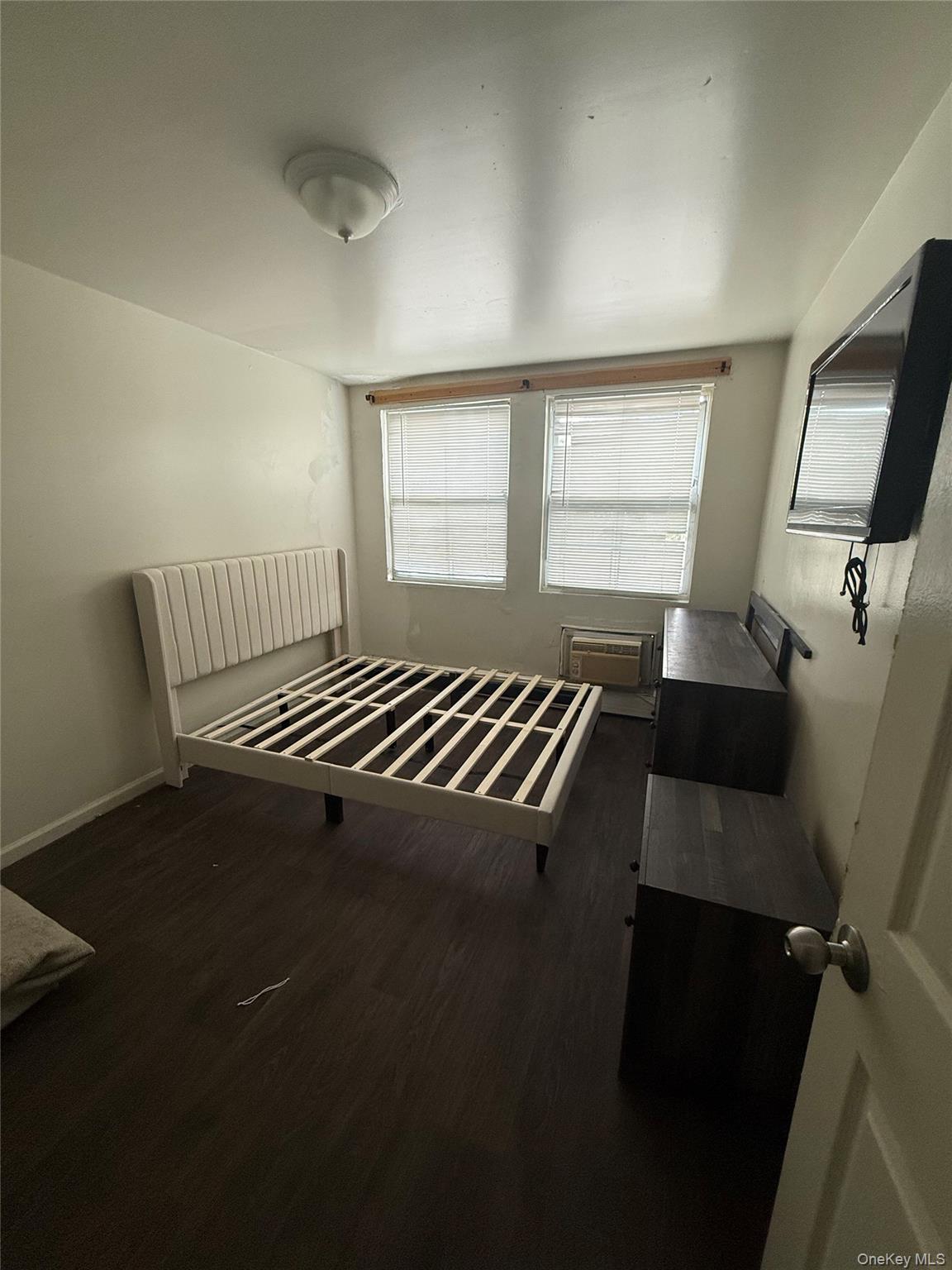 3541 Barnes Avenue, Bronx, NY 10467