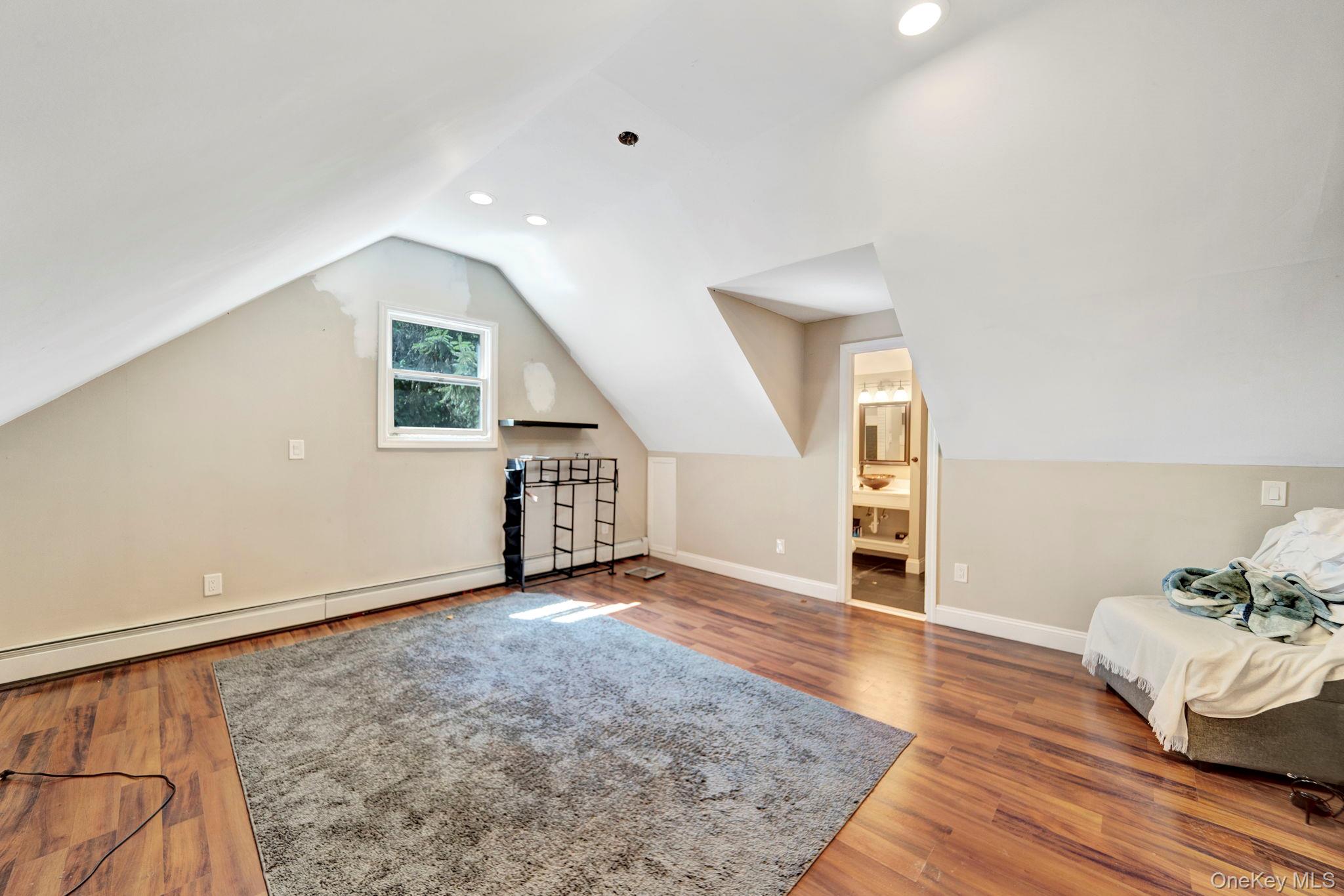 26 Lindner, Smithtown, NY 11787