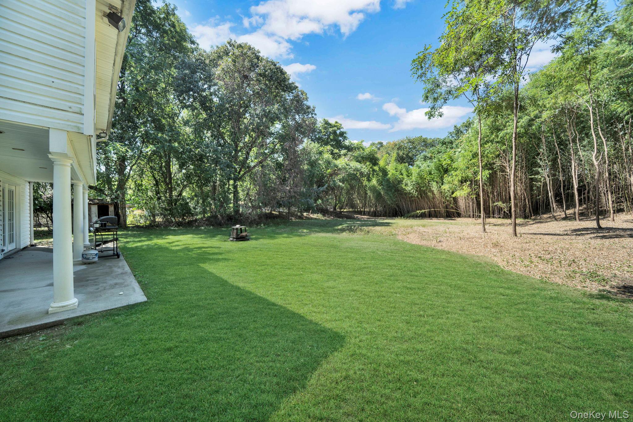 26 Lindner, Smithtown, NY 11787