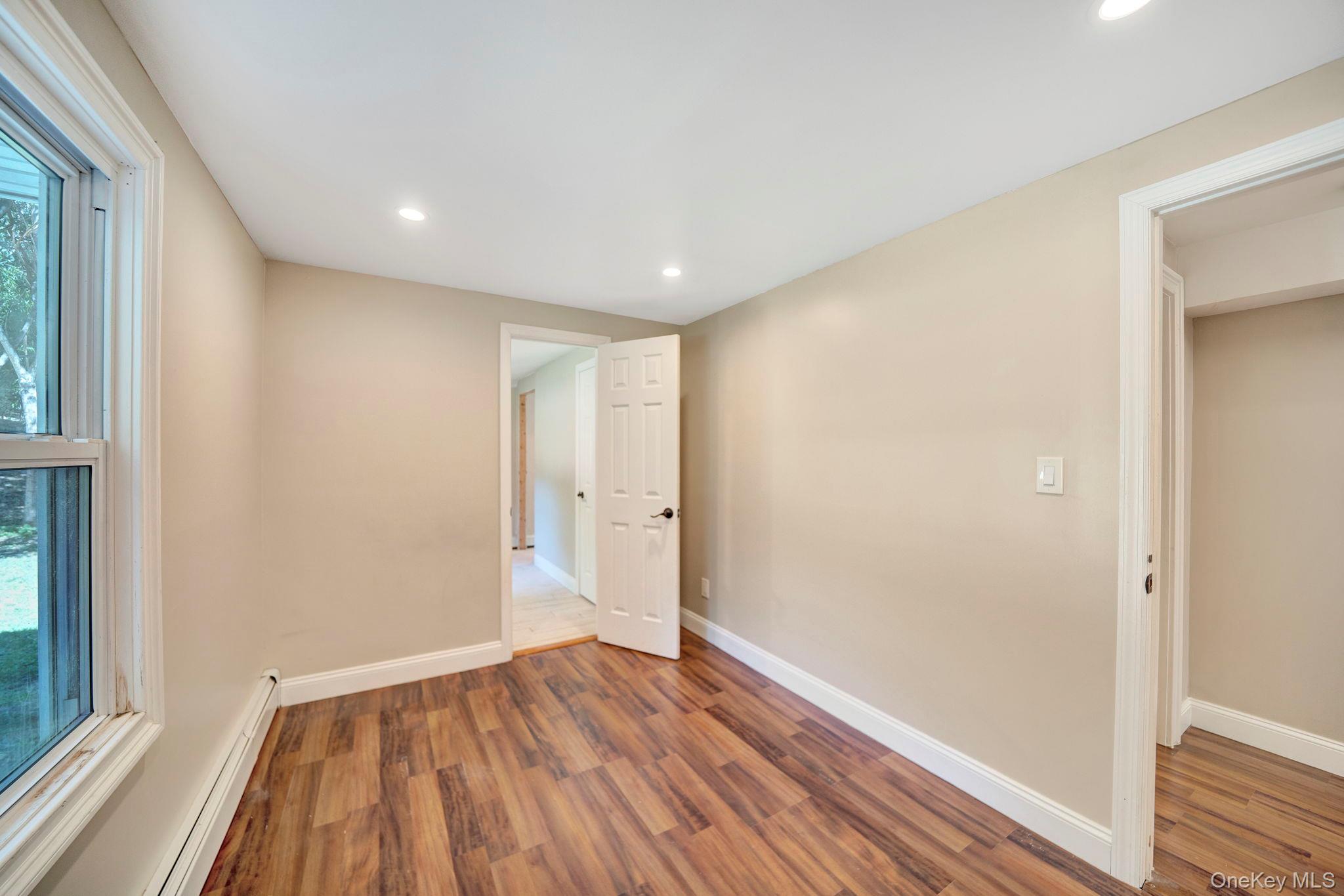 26 Lindner, Smithtown, NY 11787