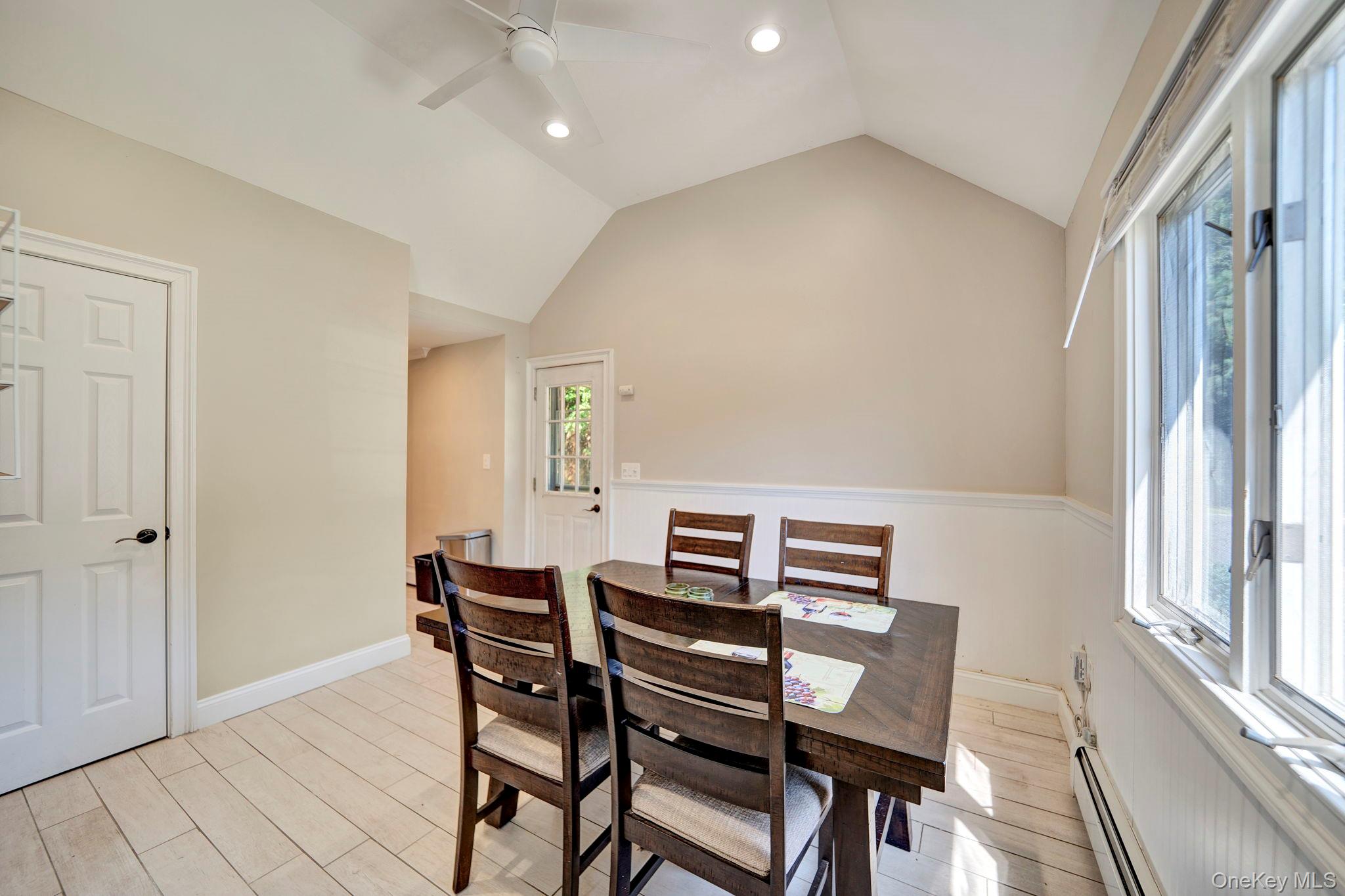 26 Lindner, Smithtown, NY 11787