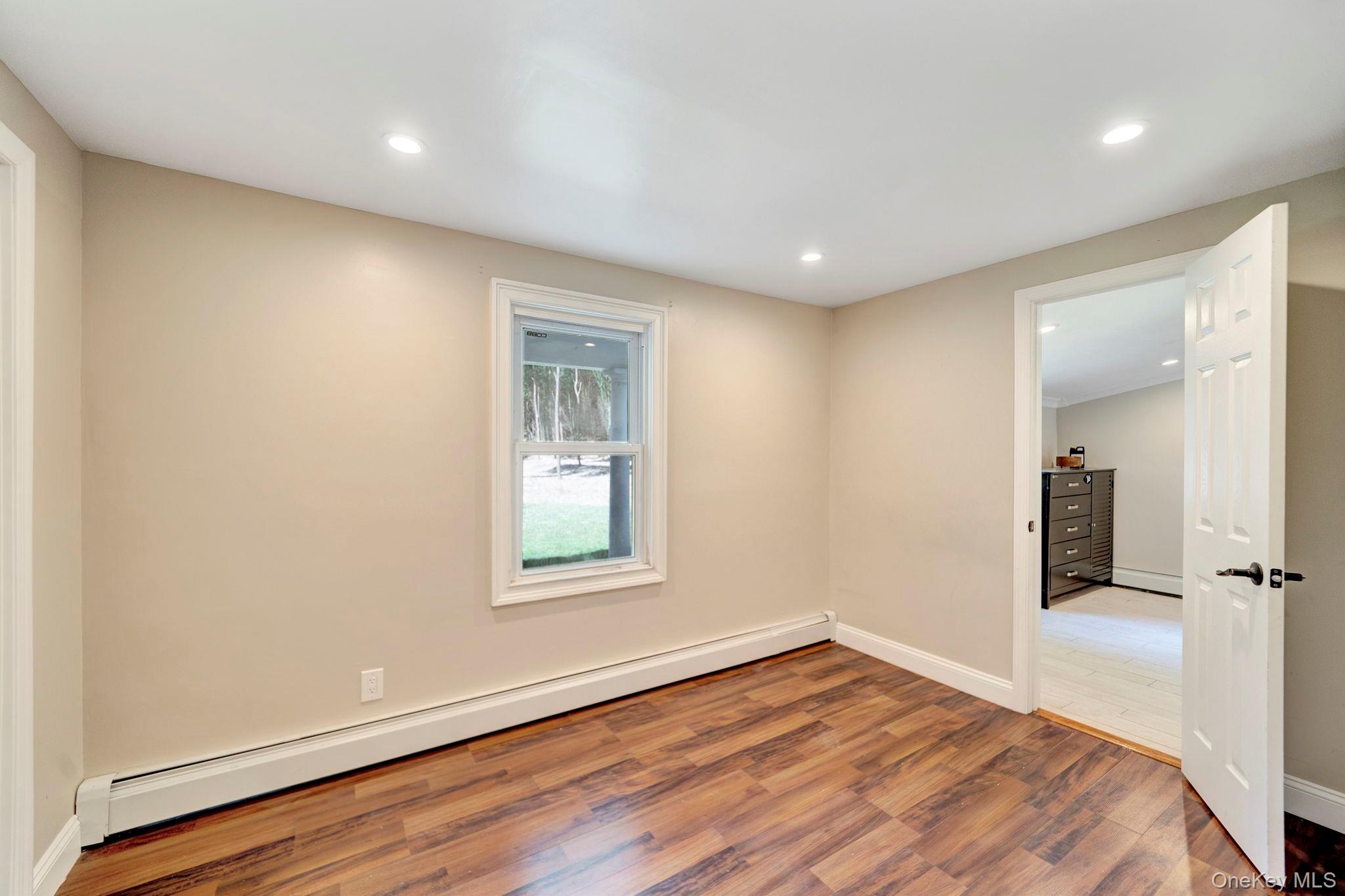 26 Lindner, Smithtown, NY 11787