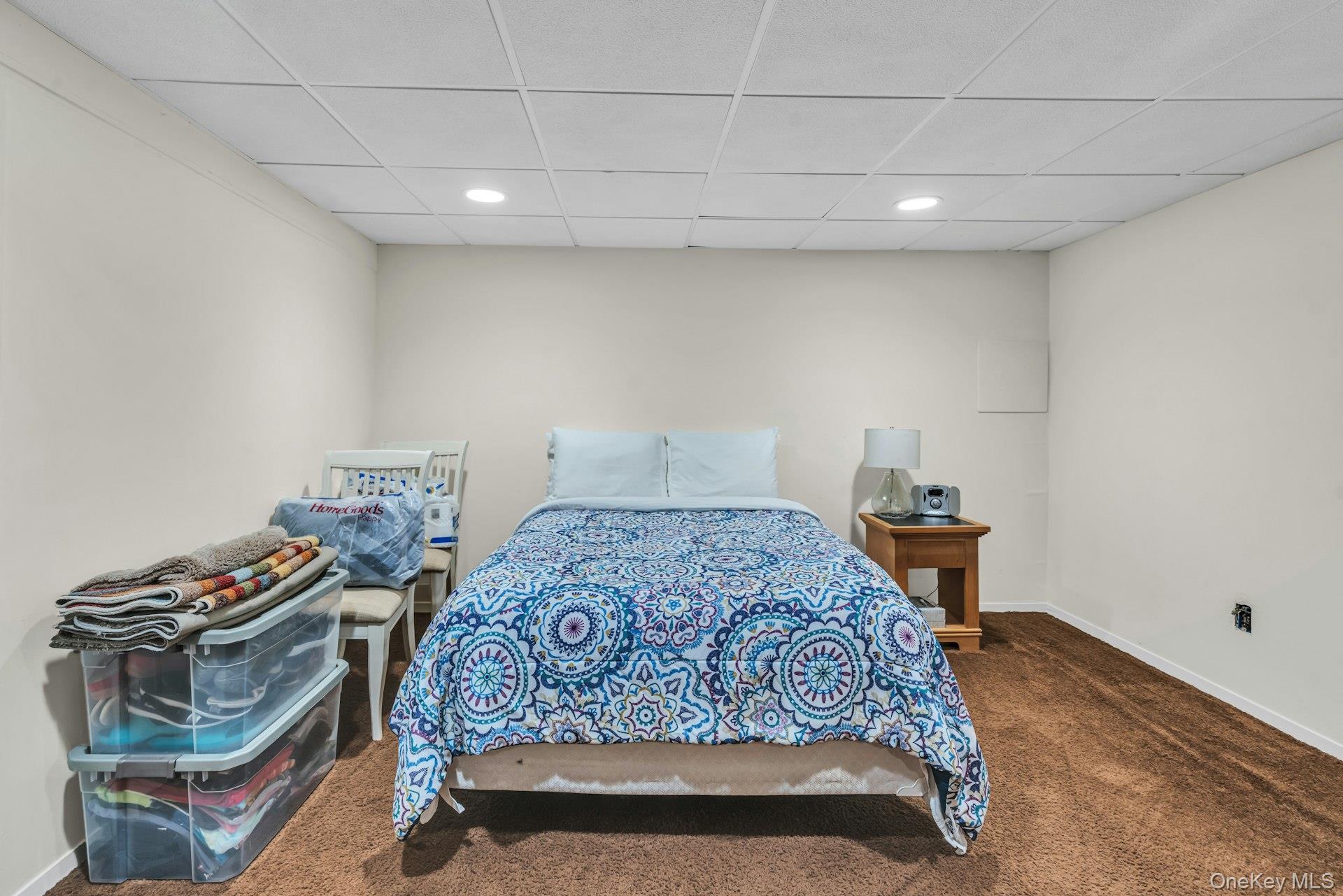 36 Summerwood Road, Holbrook, NY 11741