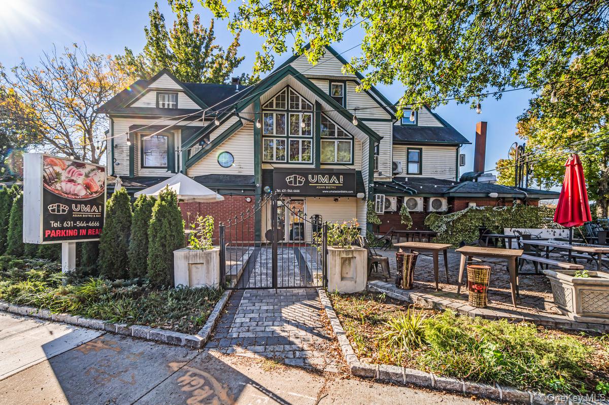 4 Main Street, Kings Park, NY 11754