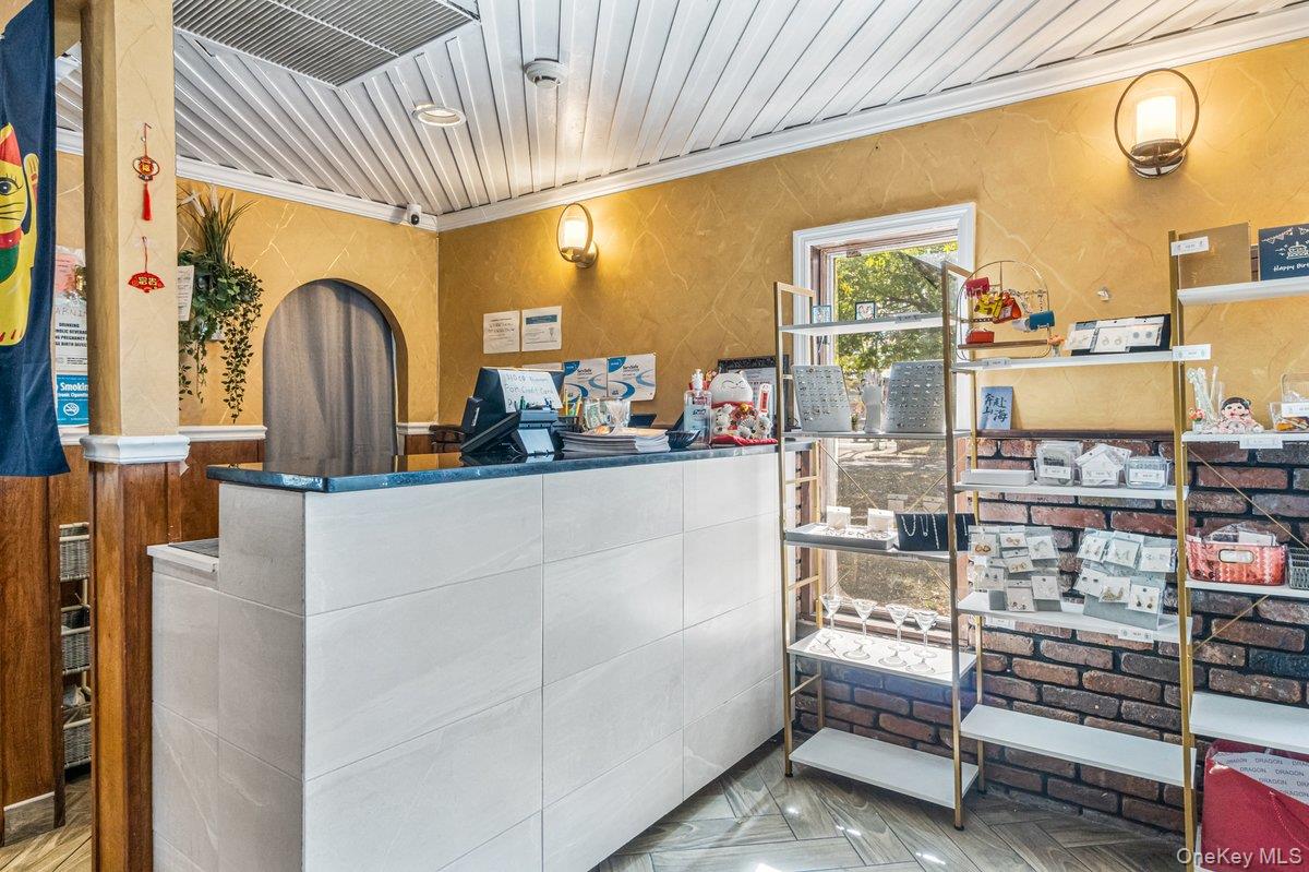 4 Main Street, Kings Park, NY 11754