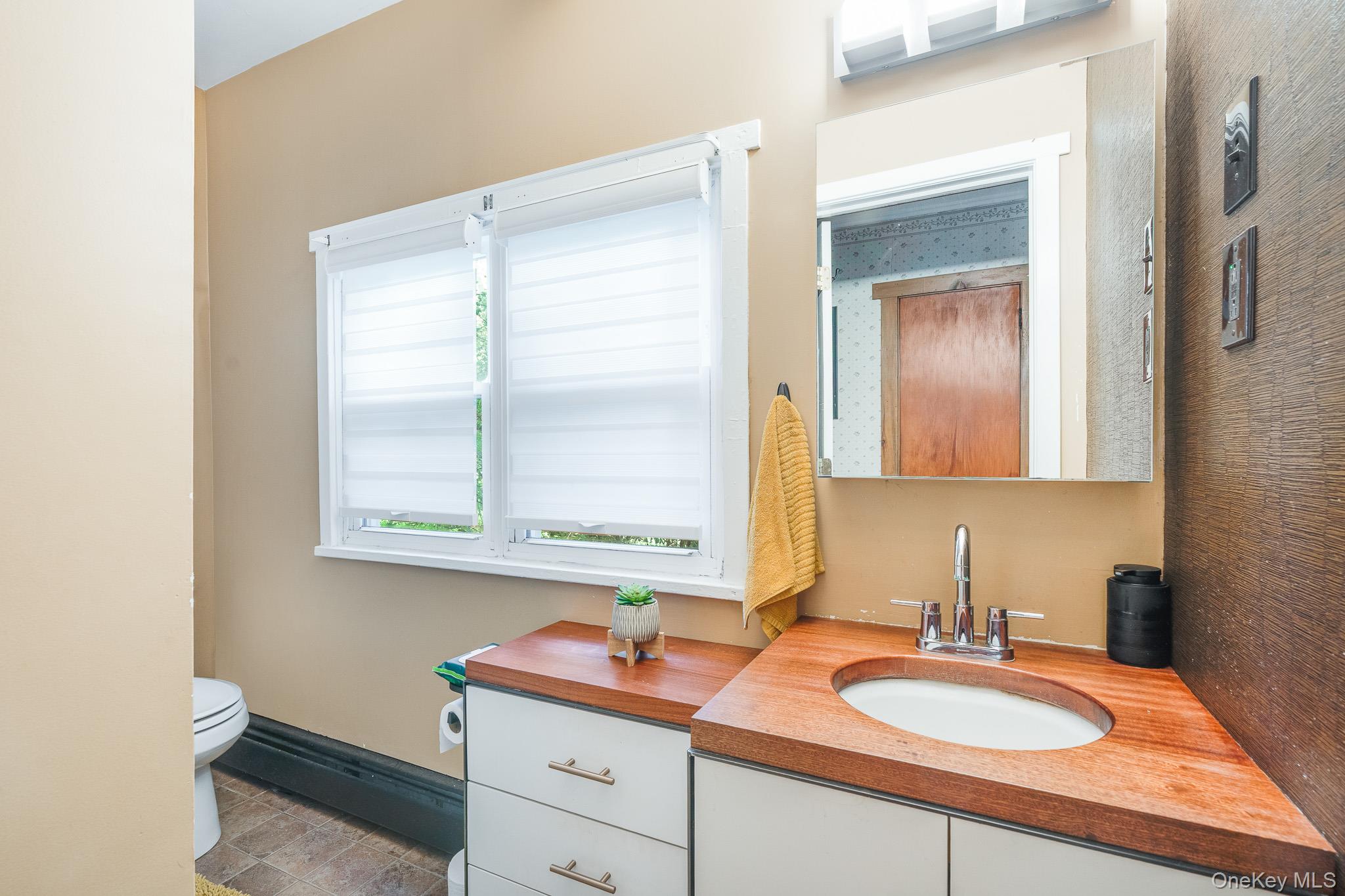 553 Hosner Mountain Road, Stormville, NY 12582