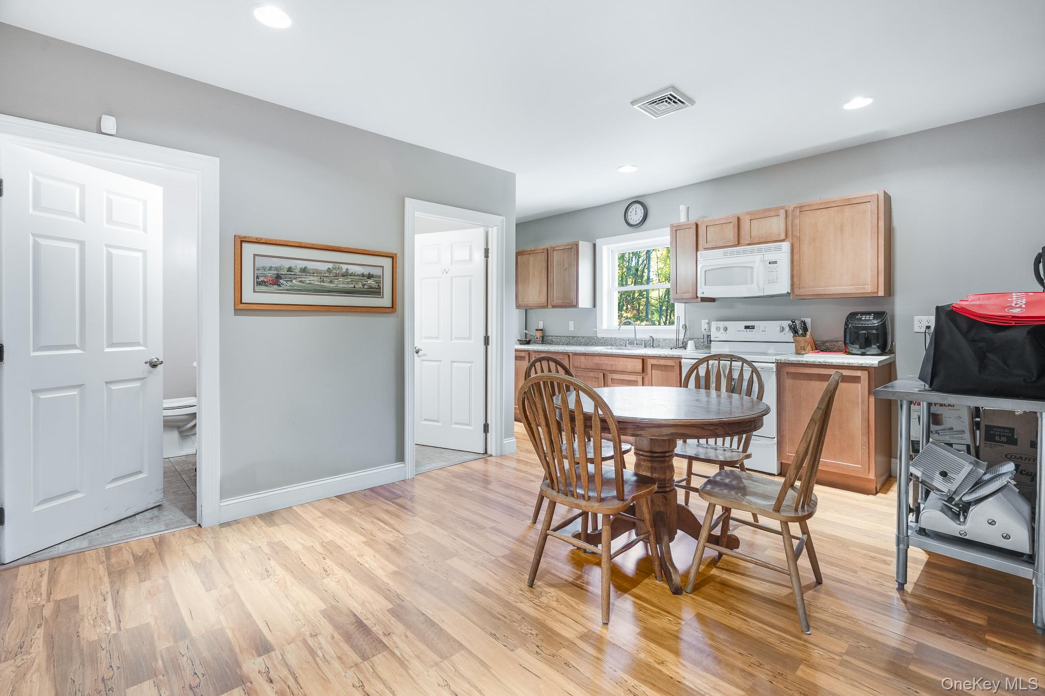 553 Hosner Mountain Road, Stormville, NY 12582