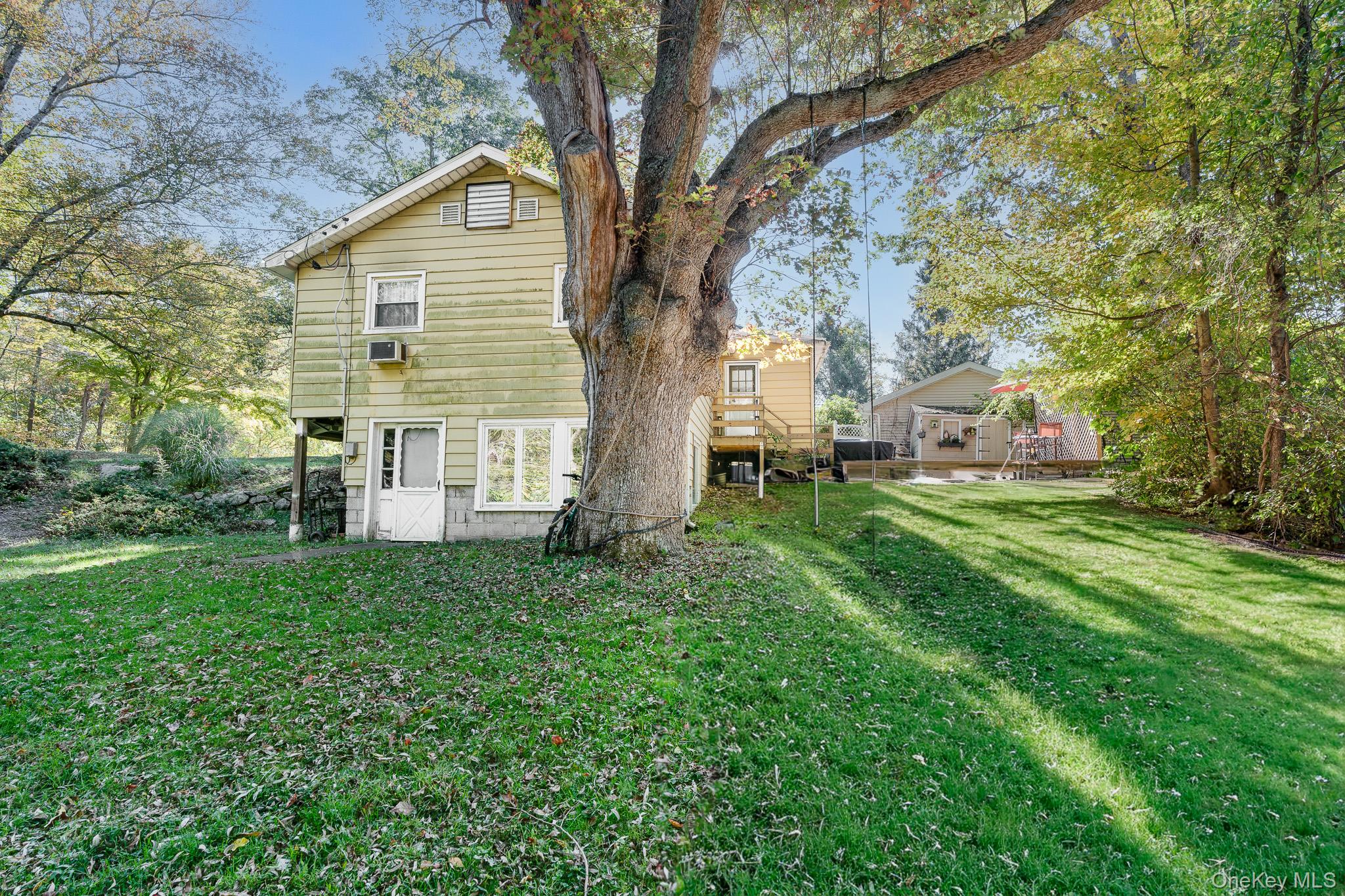 553 Hosner Mountain Road, Stormville, NY 12582