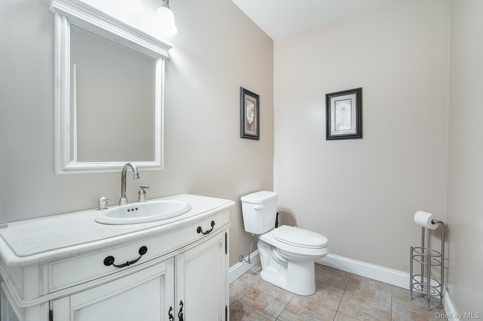 553 Hosner Mountain Road, Stormville, NY 12582