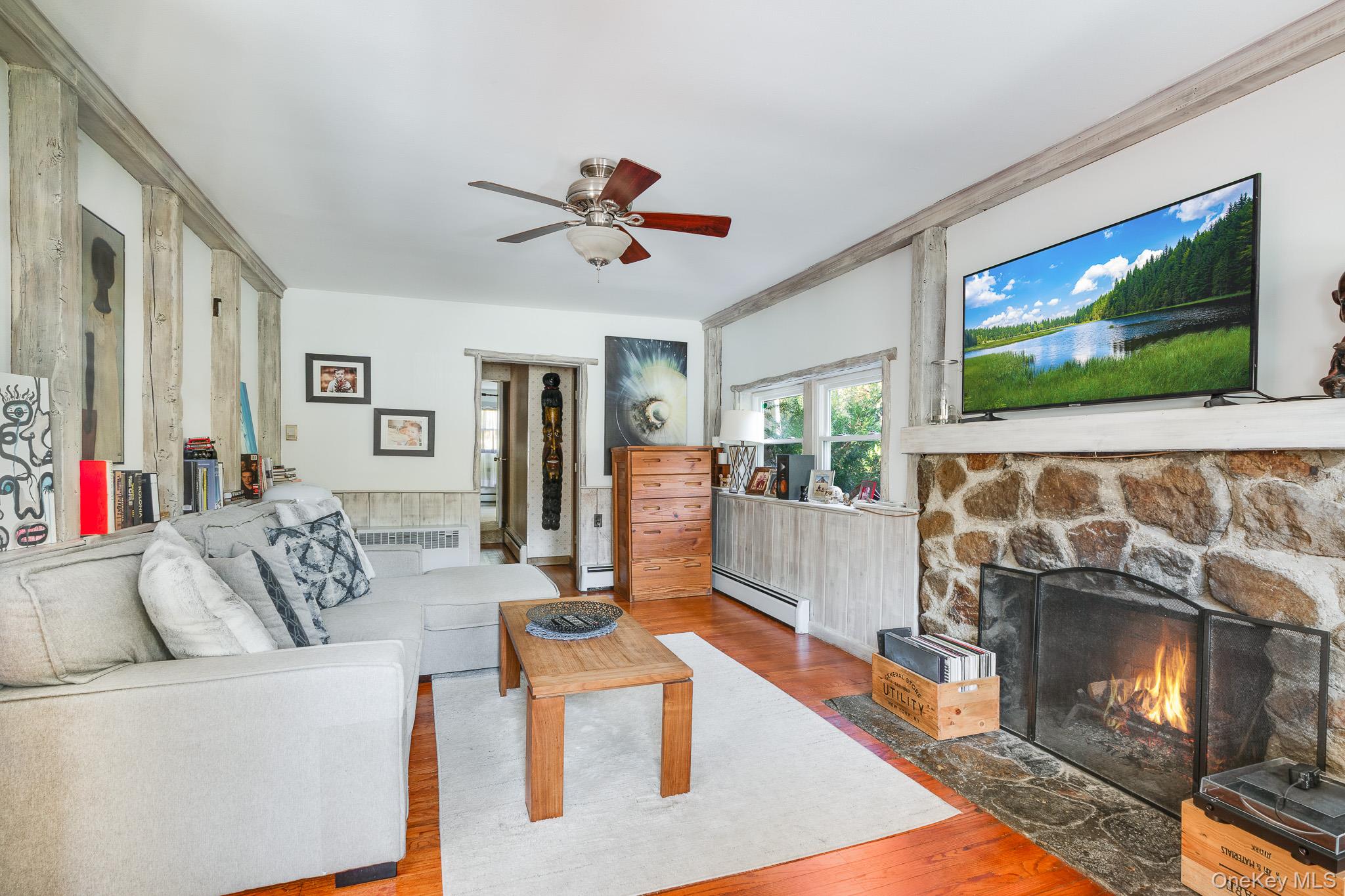 553 Hosner Mountain Road, Stormville, NY 12582