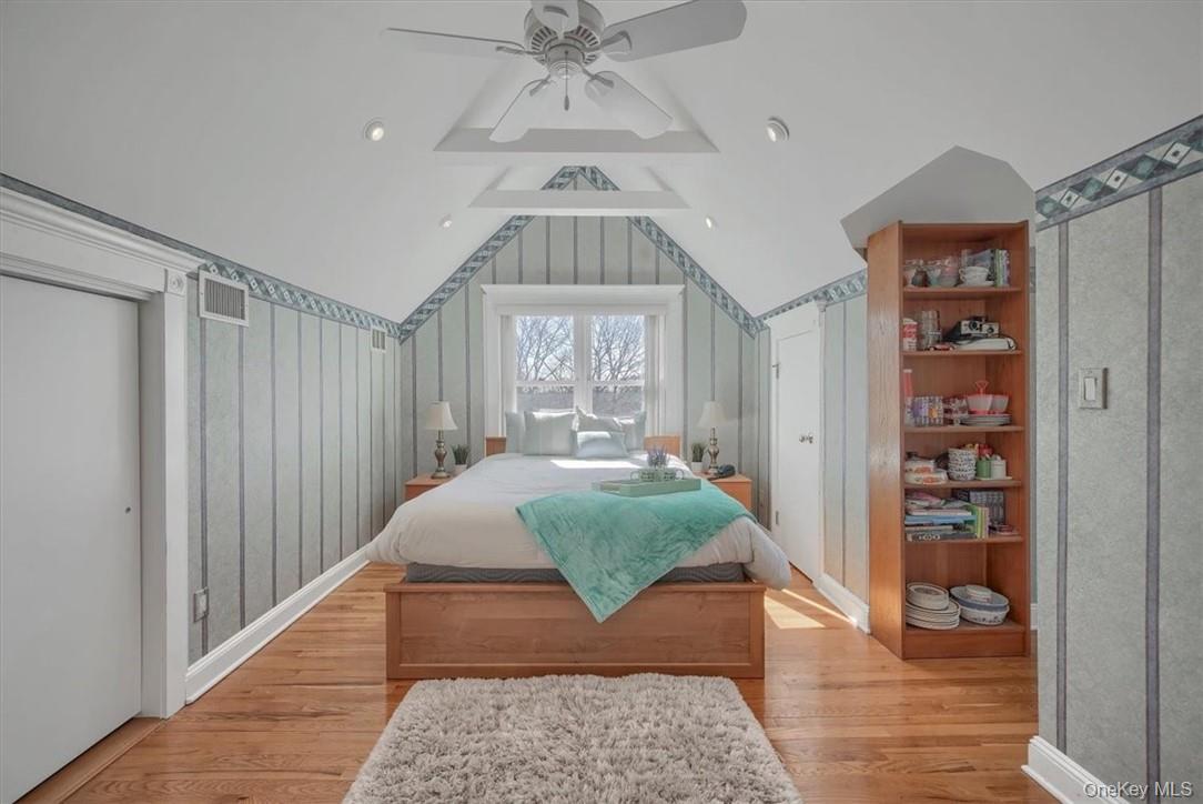 10 High Tor Road, New City, NY 10956