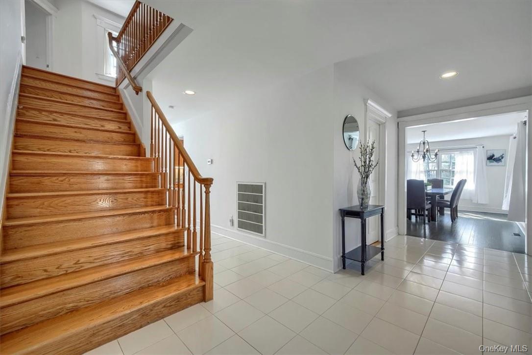 10 High Tor Road, New City, NY 10956