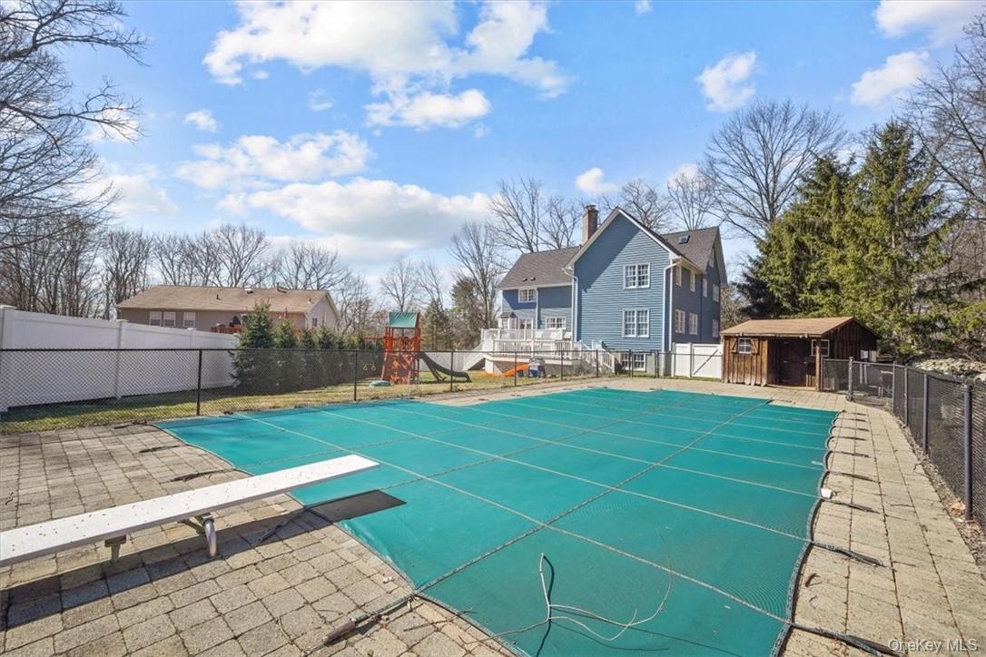 10 High Tor Road, New City, NY 10956