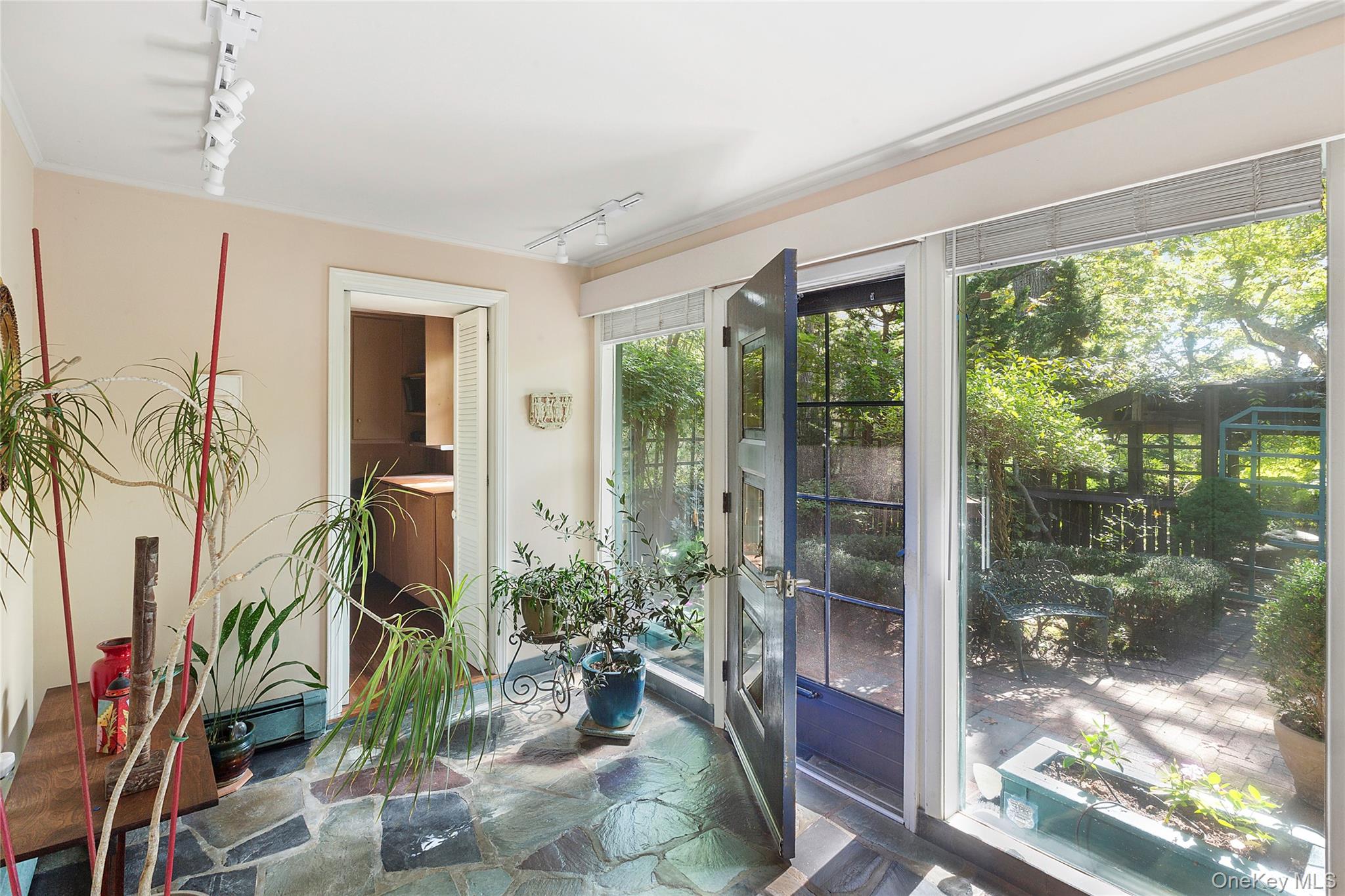 3700 Haywaters Road, Cutchogue, NY 11935