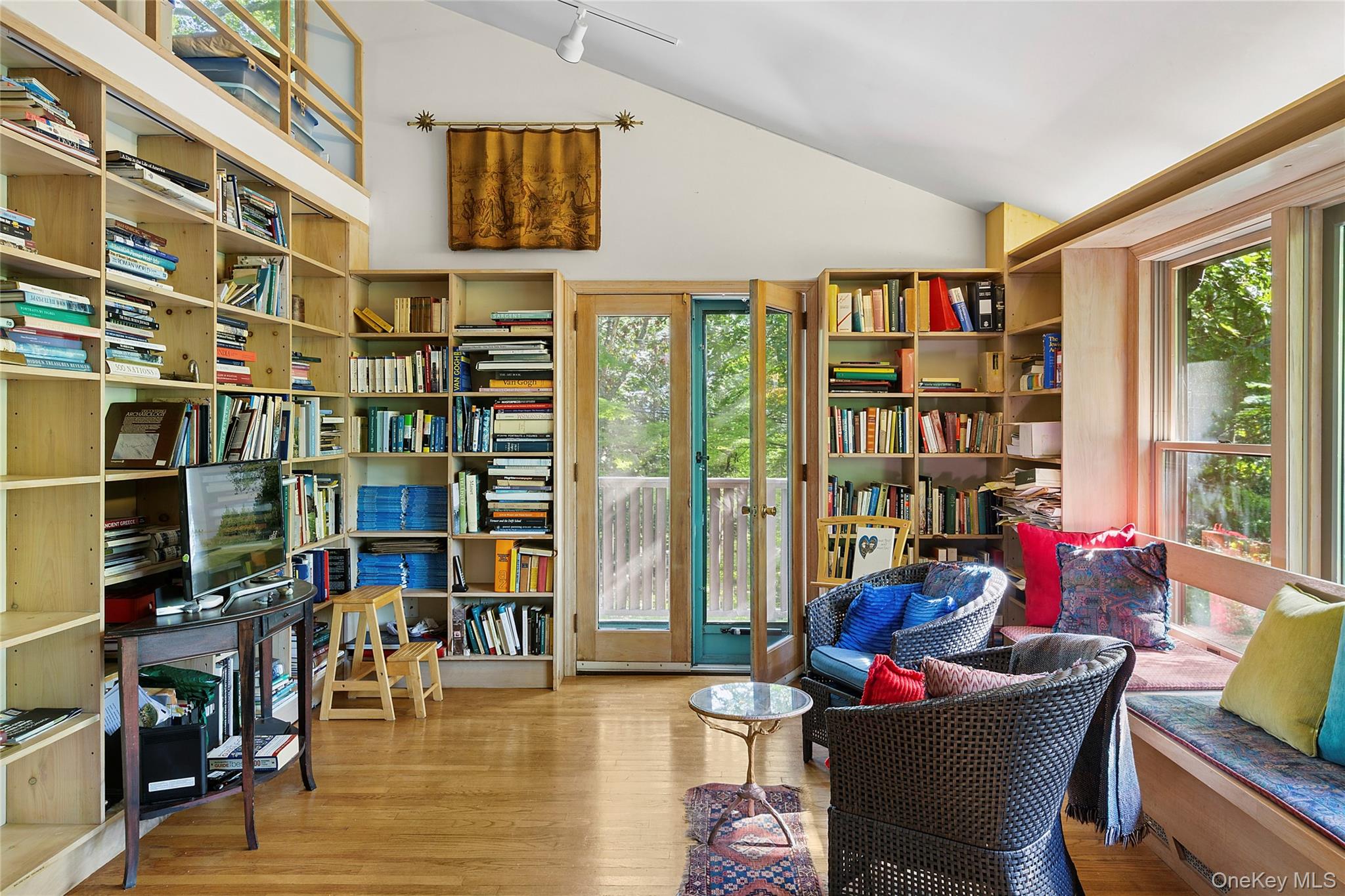 3700 Haywaters Road, Cutchogue, NY 11935