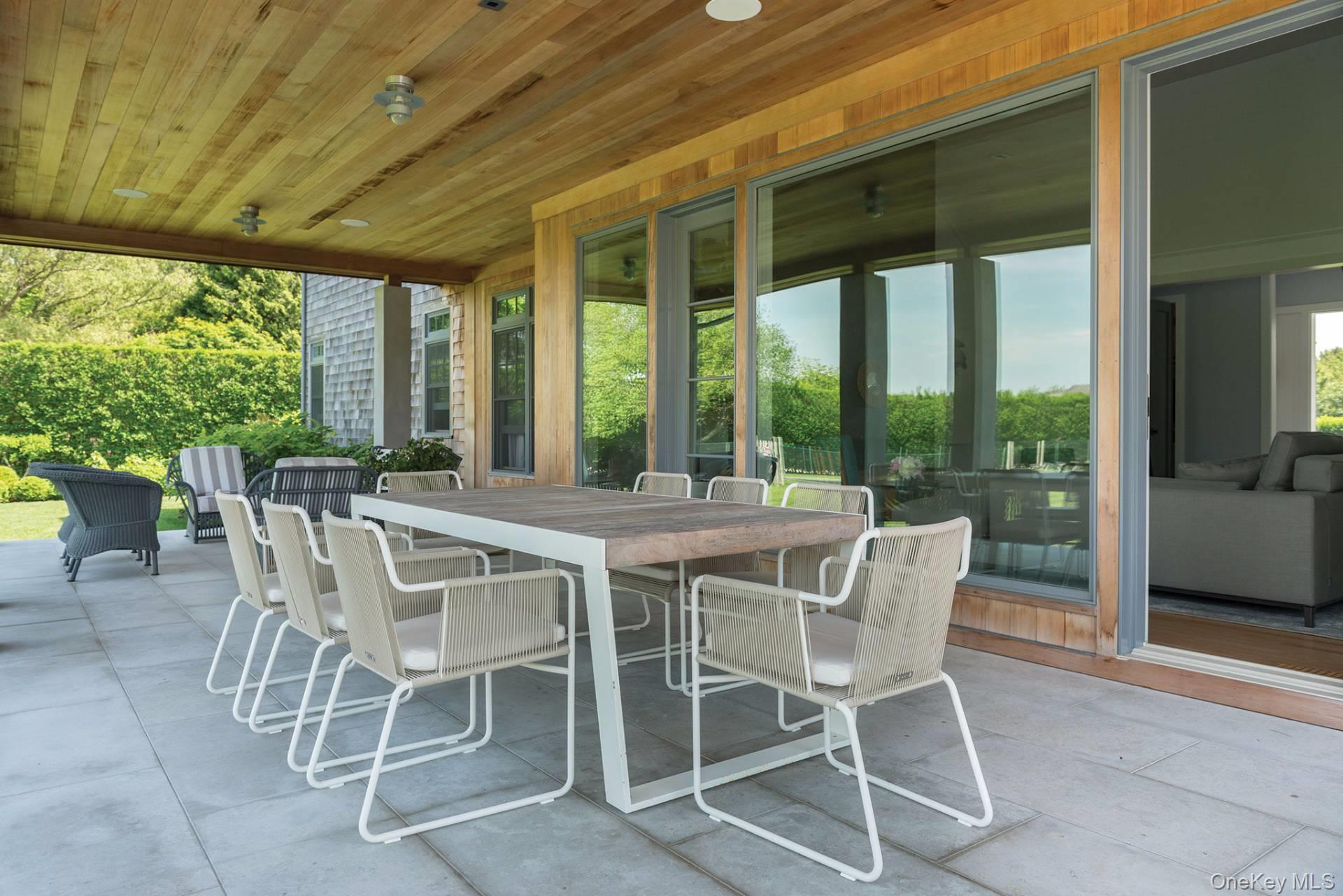 379 Mitchell Lane, Bridgehampton, NY 11932