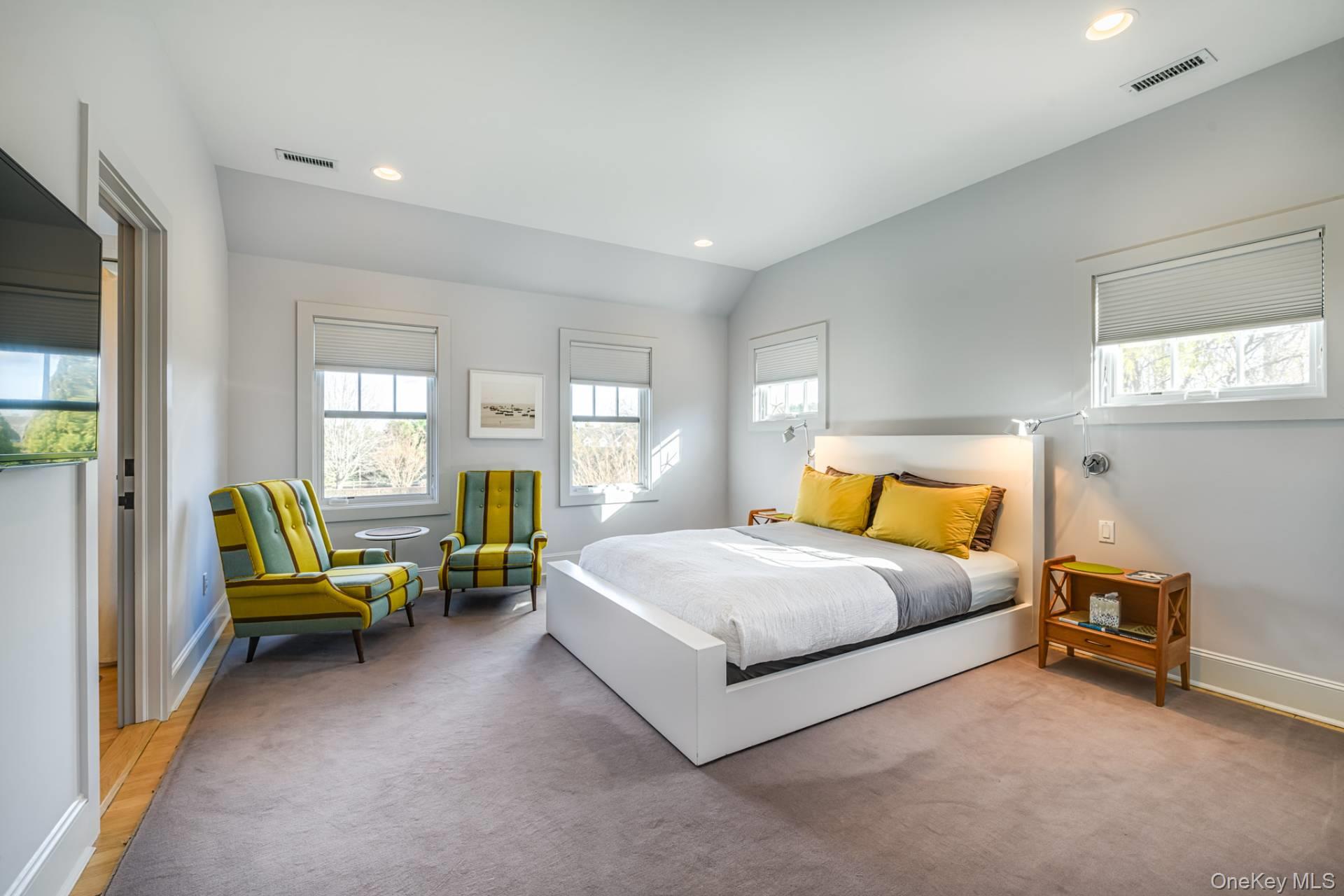 379 Mitchell Lane, Bridgehampton, NY 11932