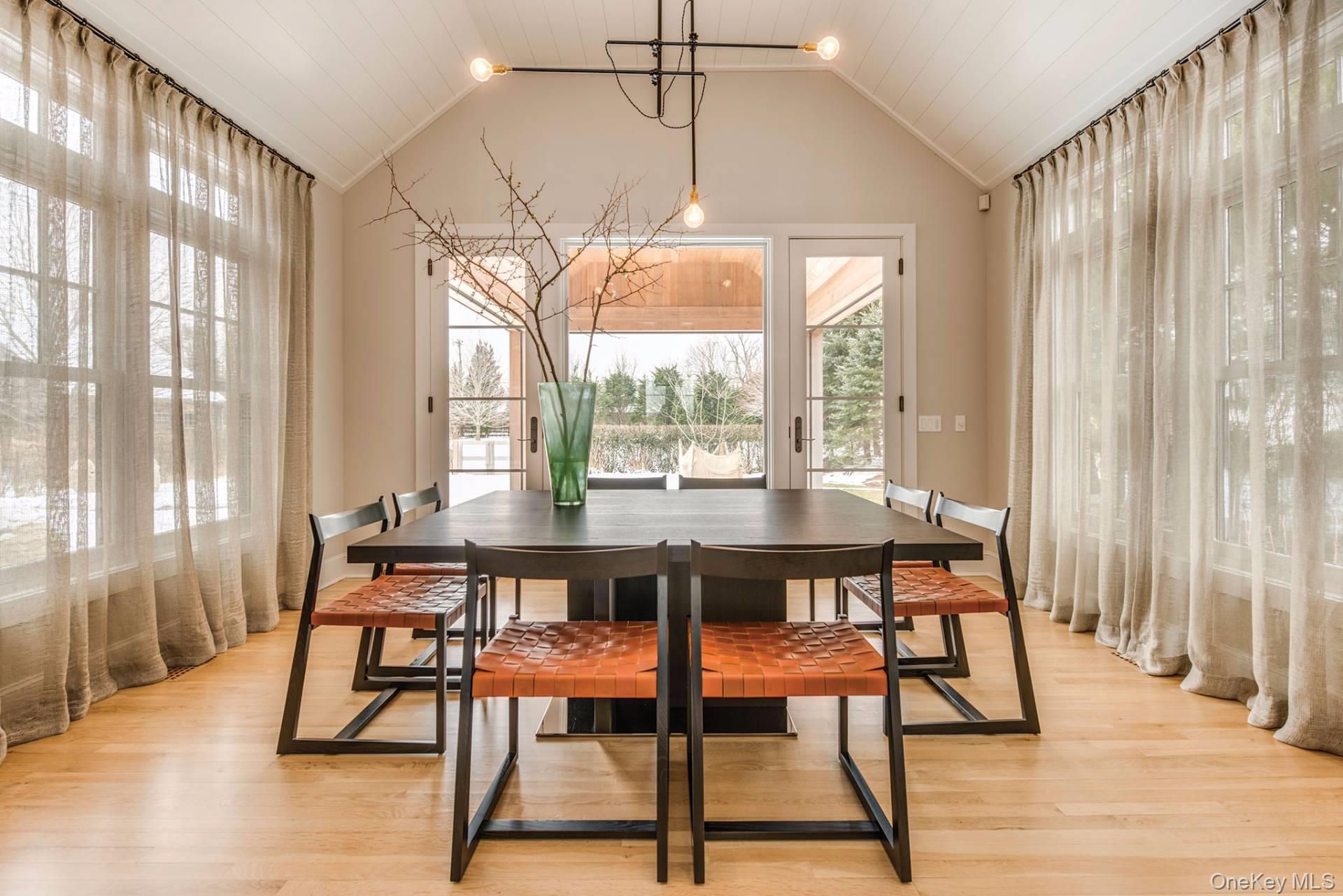 379 Mitchell Lane, Bridgehampton, NY 11932