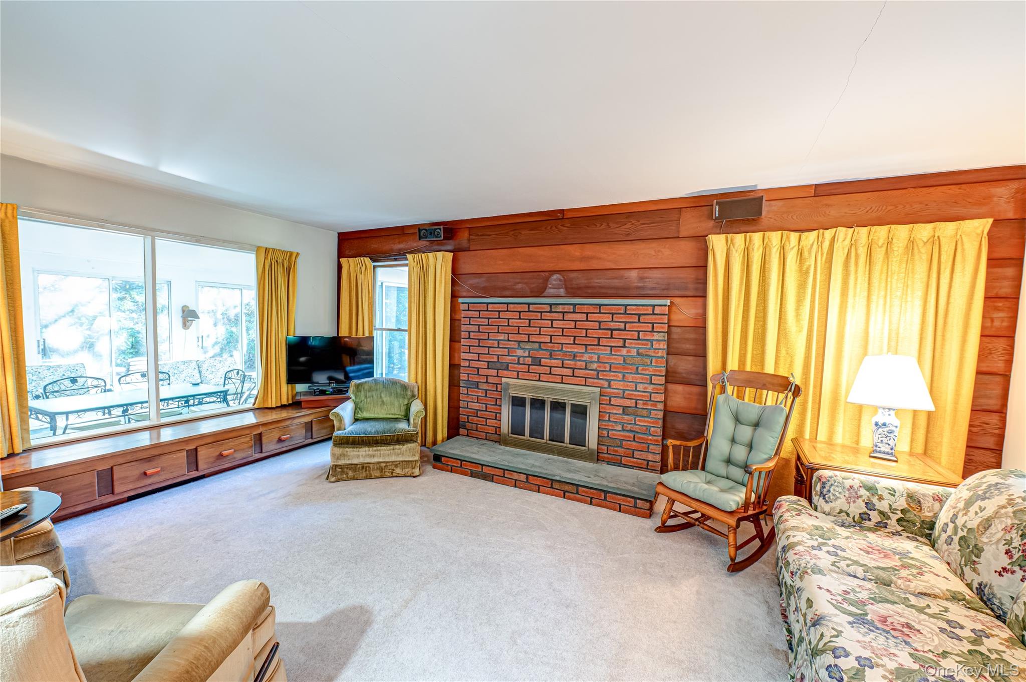 562 Old Bridge Road, Northport, NY 11768