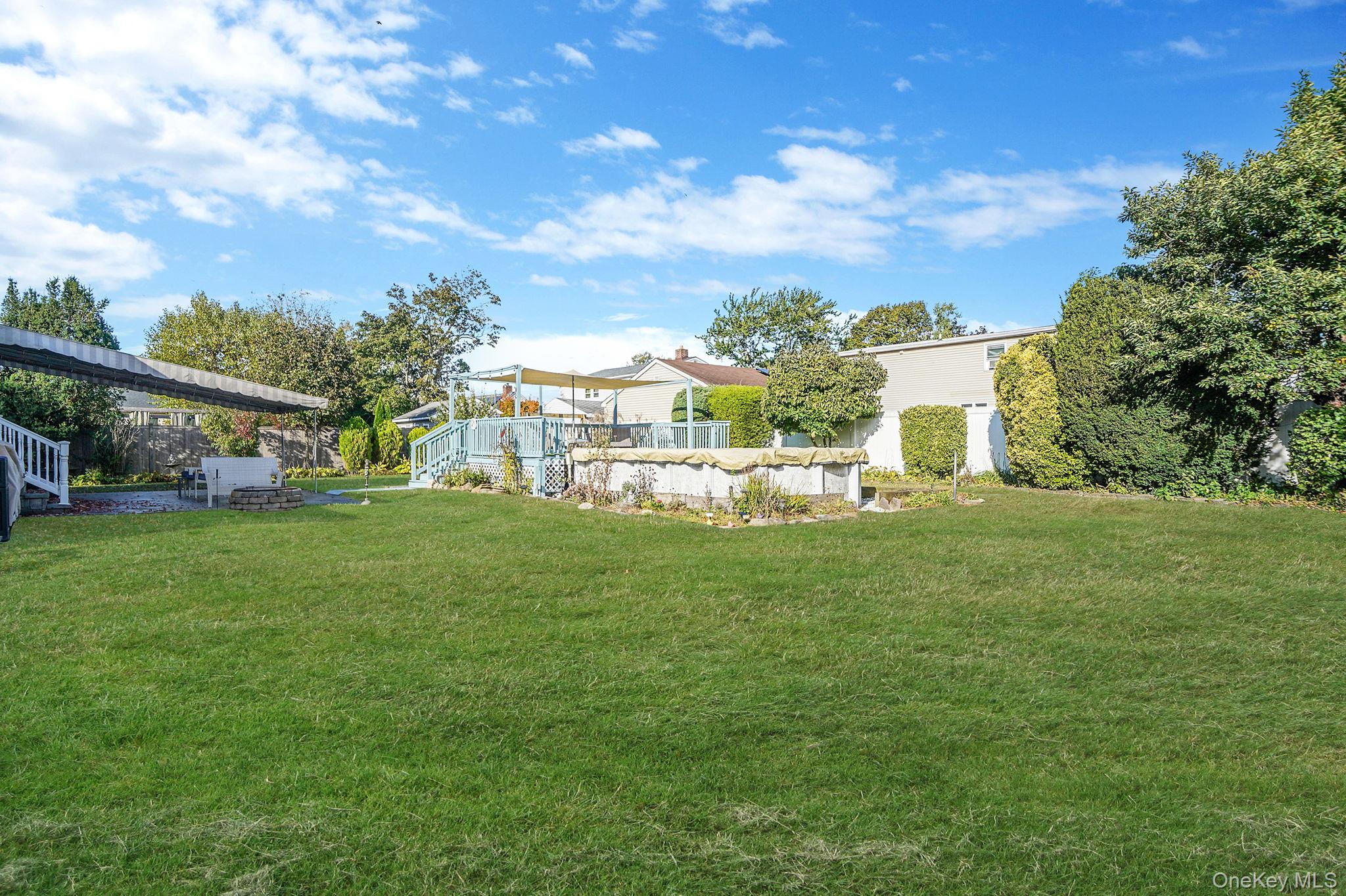 430 14th Street, West Babylon, NY 11704