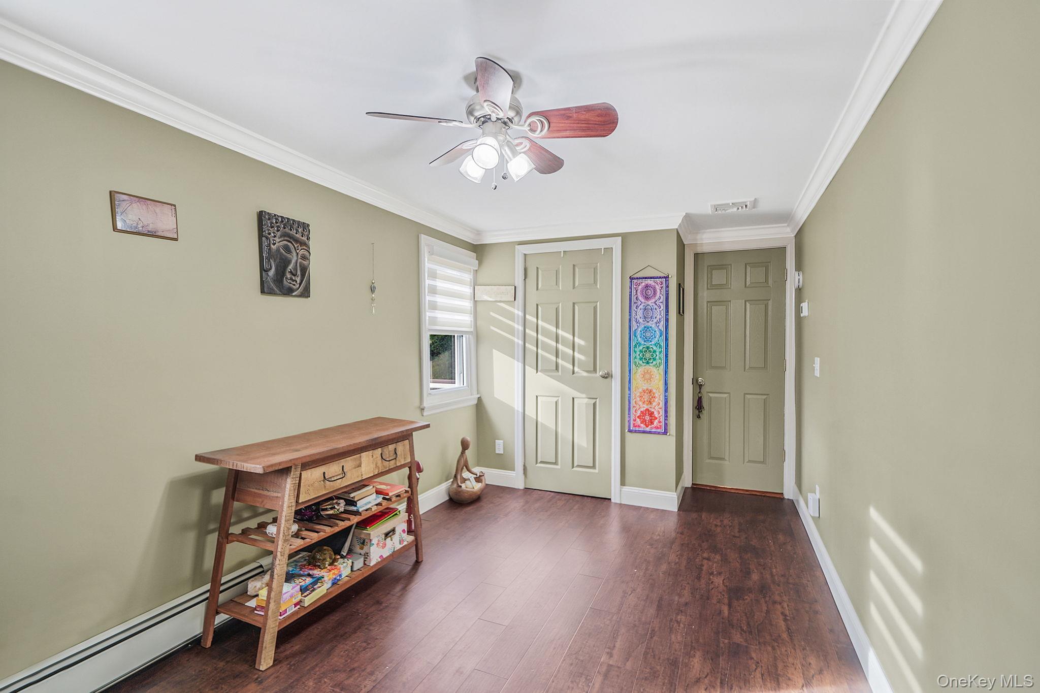 430 14th Street, West Babylon, NY 11704