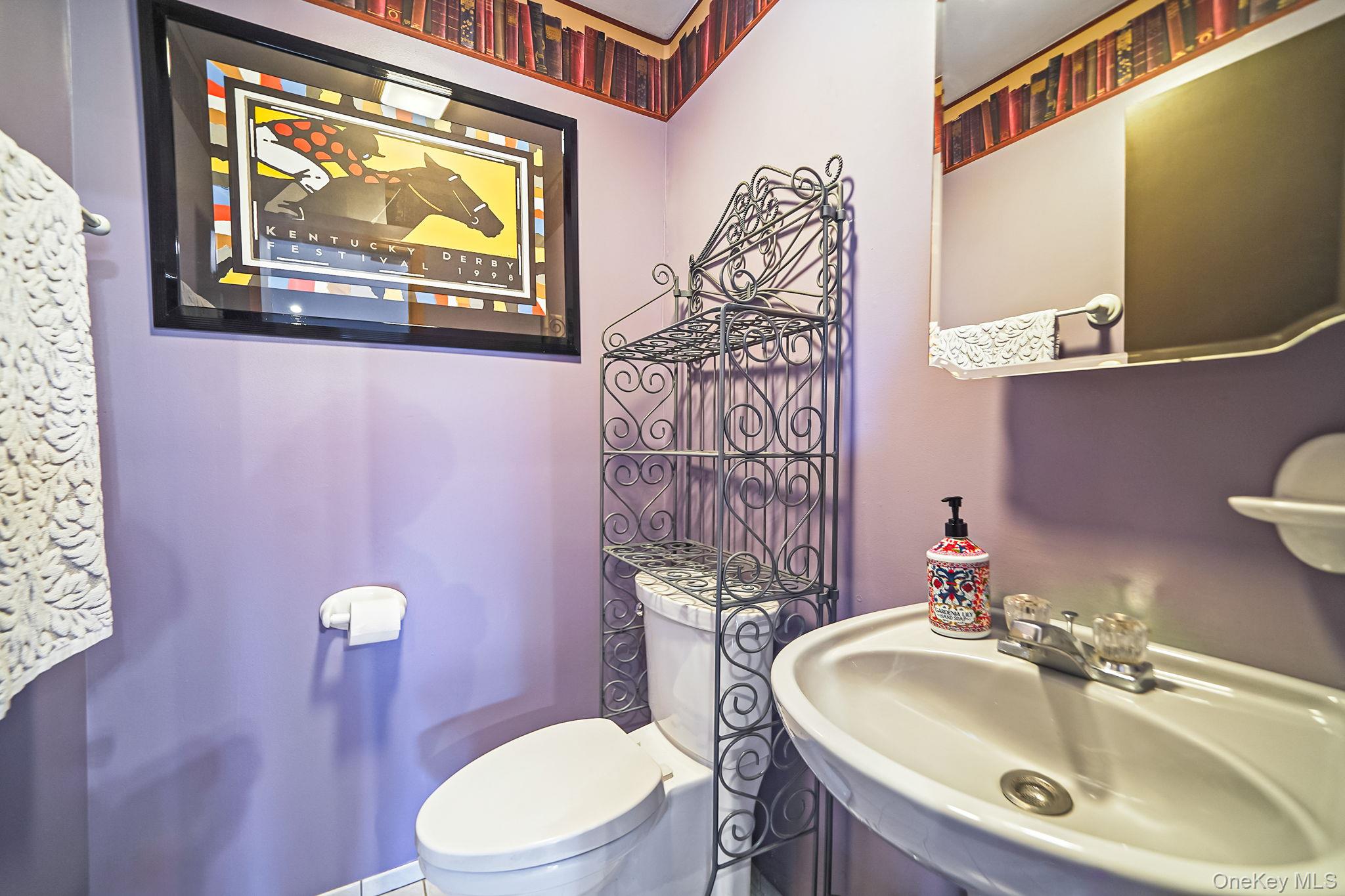 430 14th Street, West Babylon, NY 11704