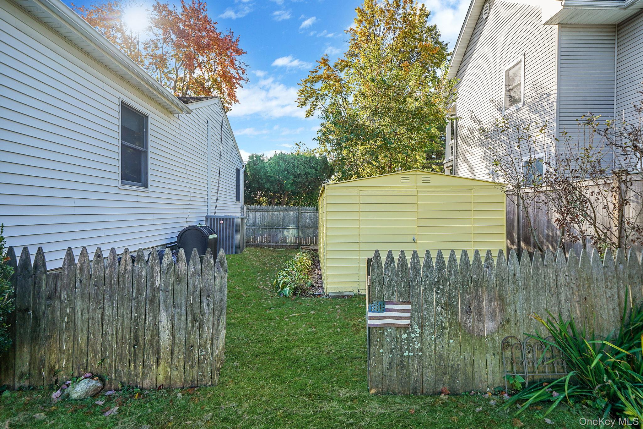 430 14th Street, West Babylon, NY 11704