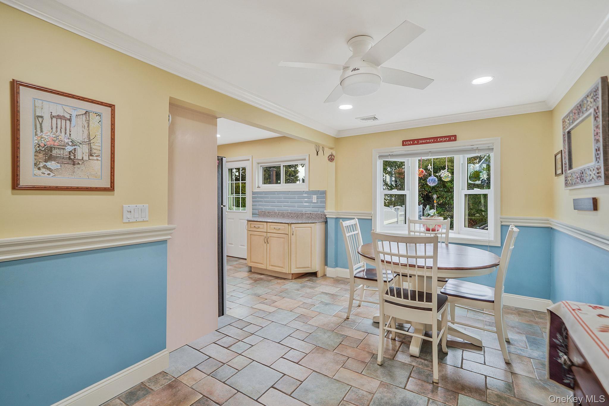 430 14th Street, West Babylon, NY 11704