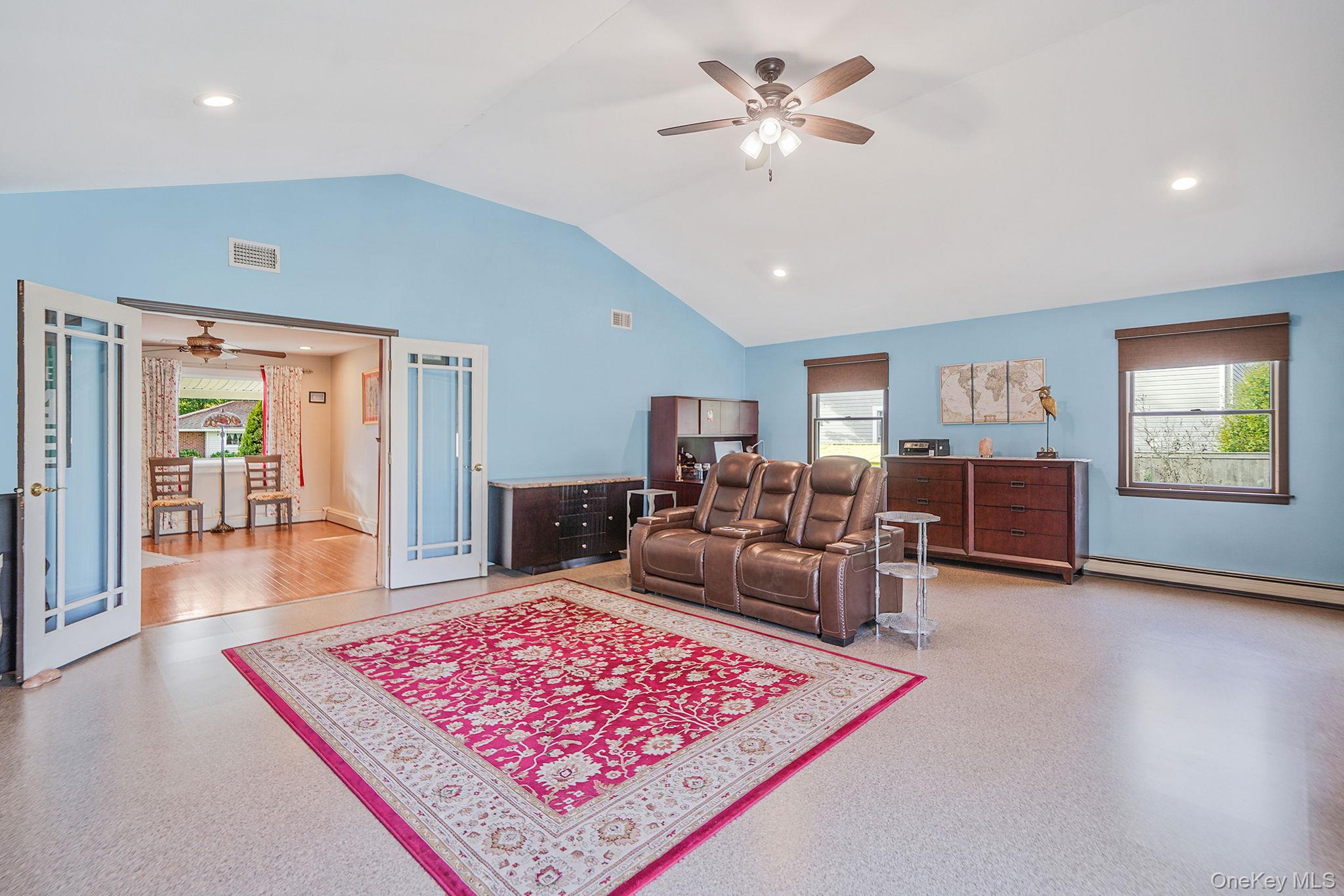 430 14th Street, West Babylon, NY 11704