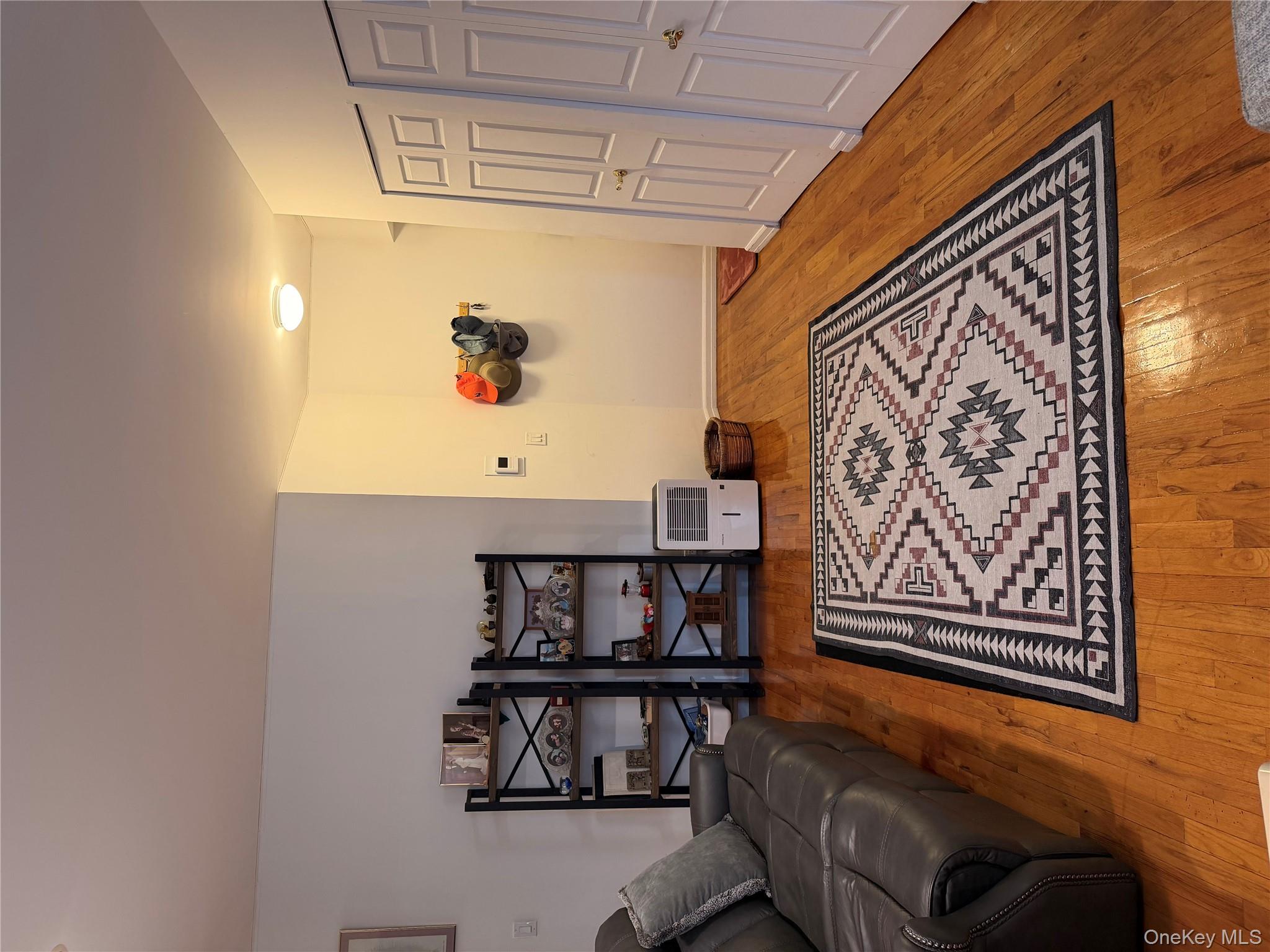 25 W Broadway # 415, Long Beach, NY 11561