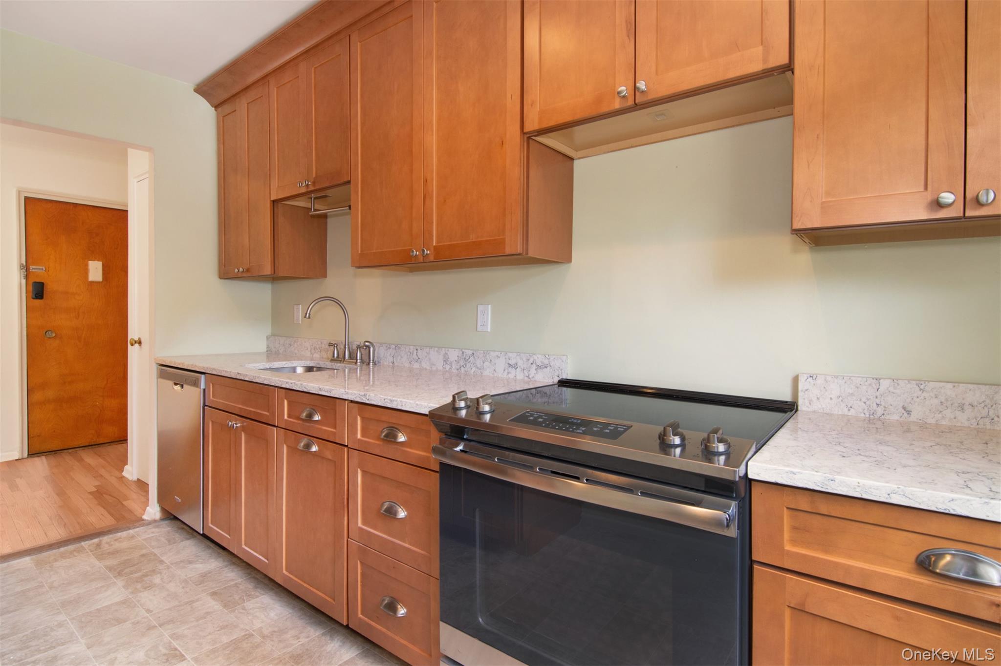 140 N Broadway # S-4, Irvington, NY 10533