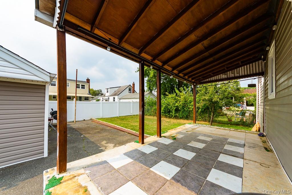 44 Lincoln Street, Elmont, NY 11003